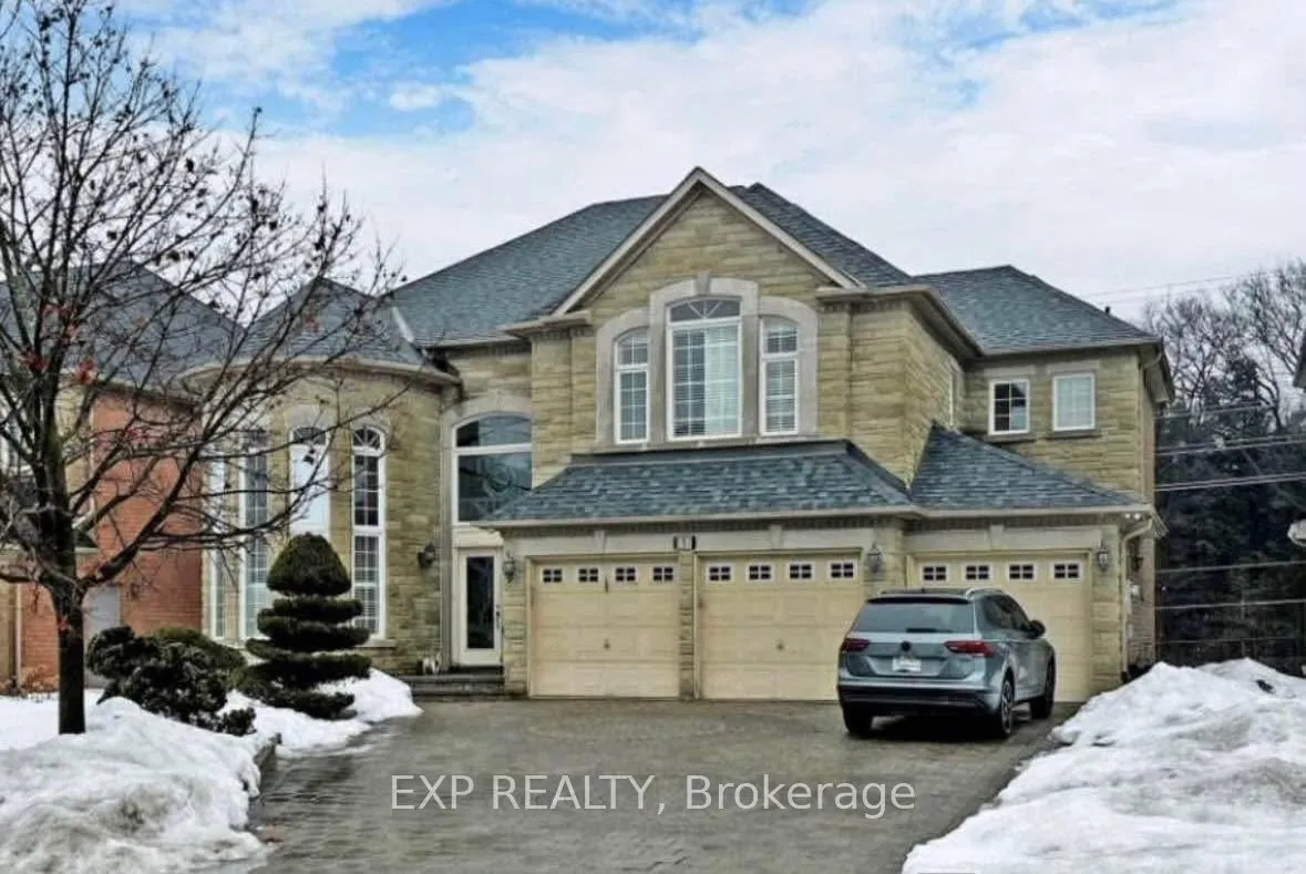 Detached Home For Lease | N12995260