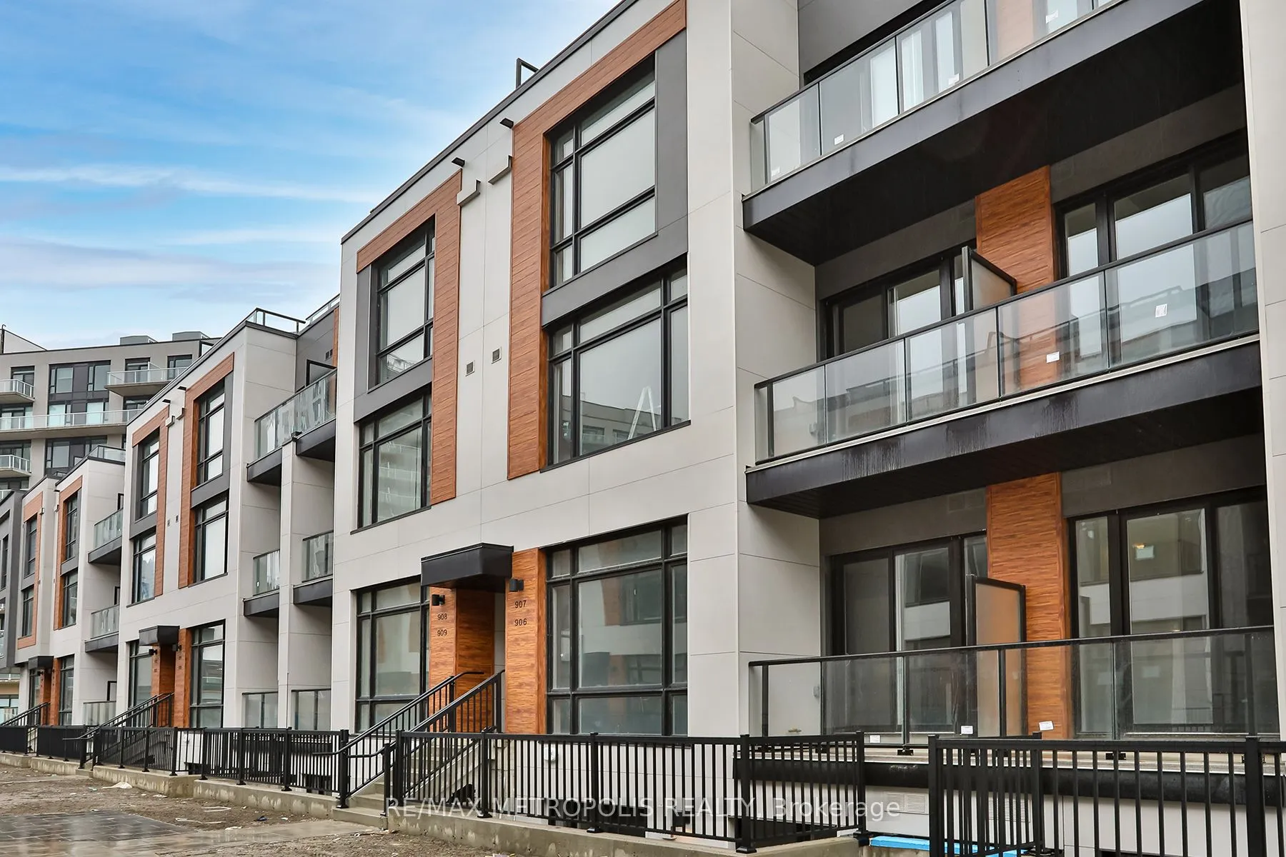 Property For Lease | N12998614