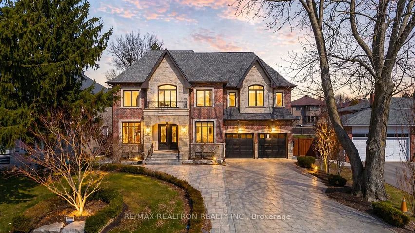 74  Yongehurst  Road, Richmond Hill, ON L4C 3T2