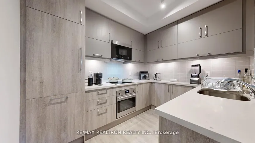 38  Simcoe Promenade  Circle, Markham, ON L6G 0H7