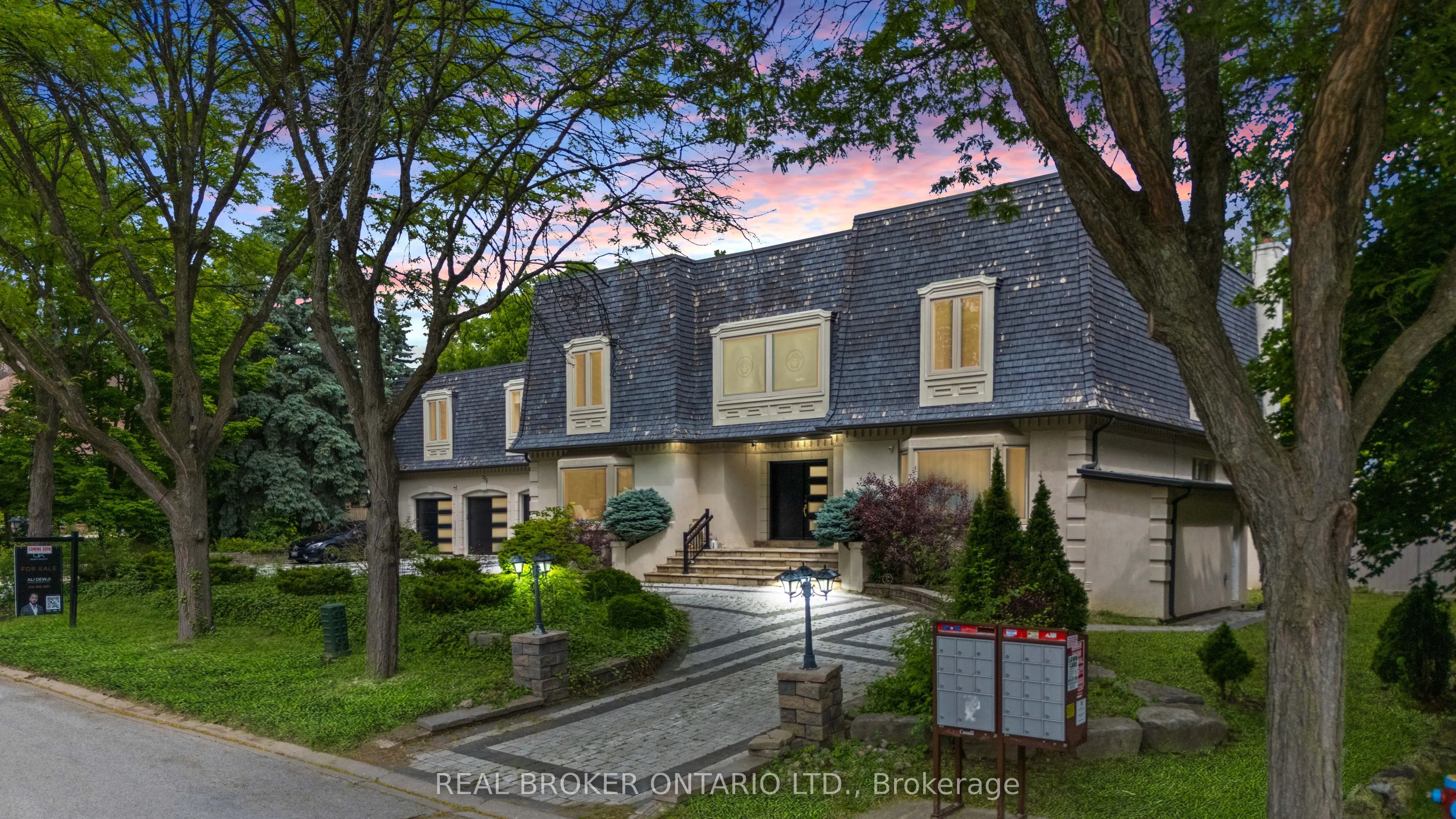 Detached Home For Sale | N13003356