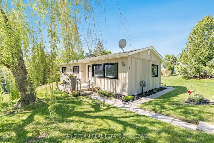 21  Hawthorne  Drive, Innisfil, ON L9S 1P7