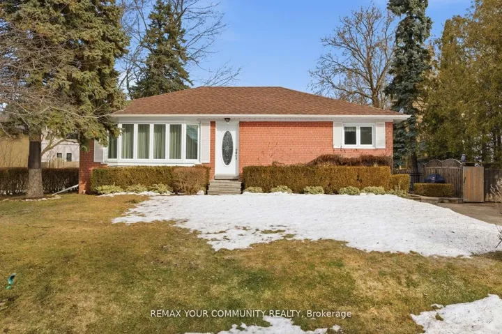 154  Hollingsworth  Drive, King, ON L7B 1G8