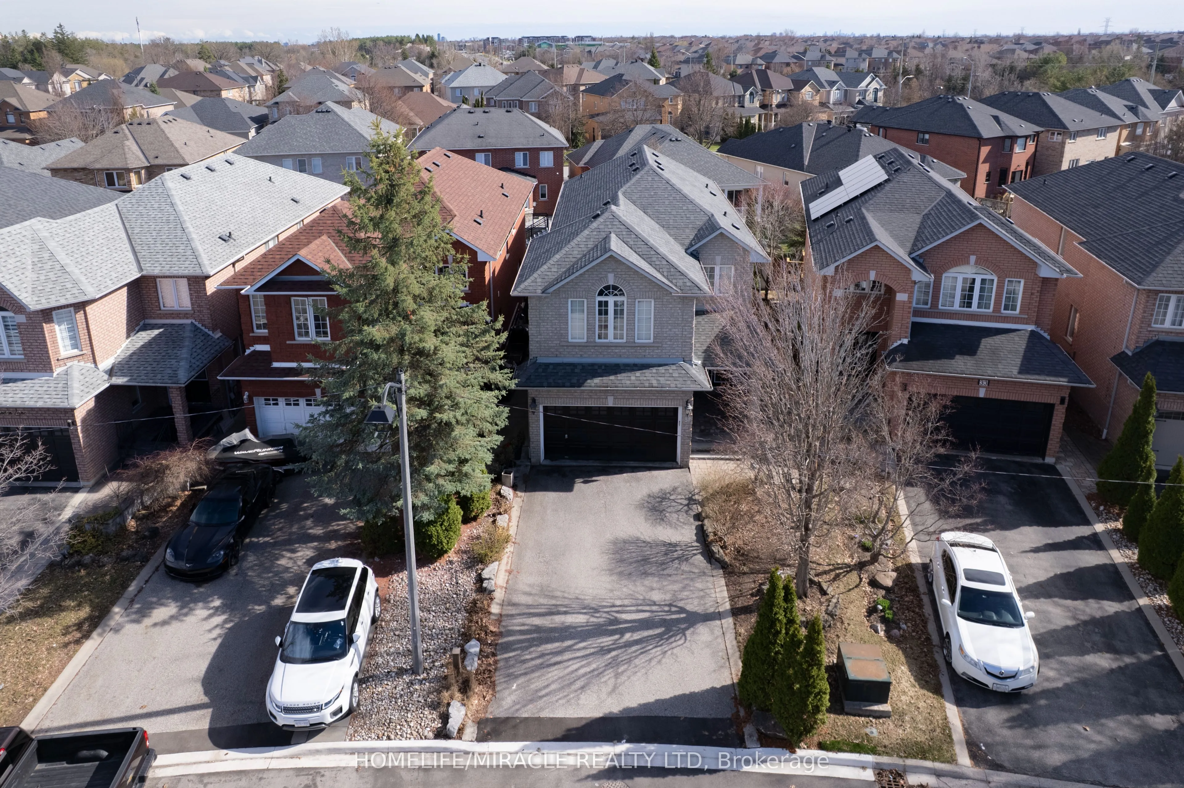 Detached Home For Sale | N13014646