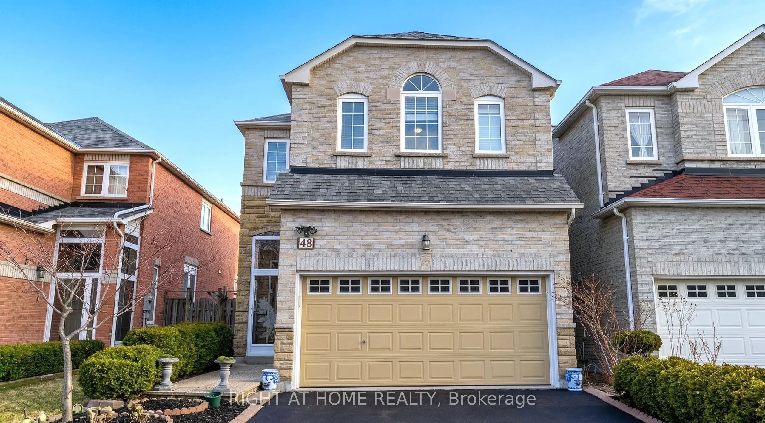 Detached Home For Lease | N13015326