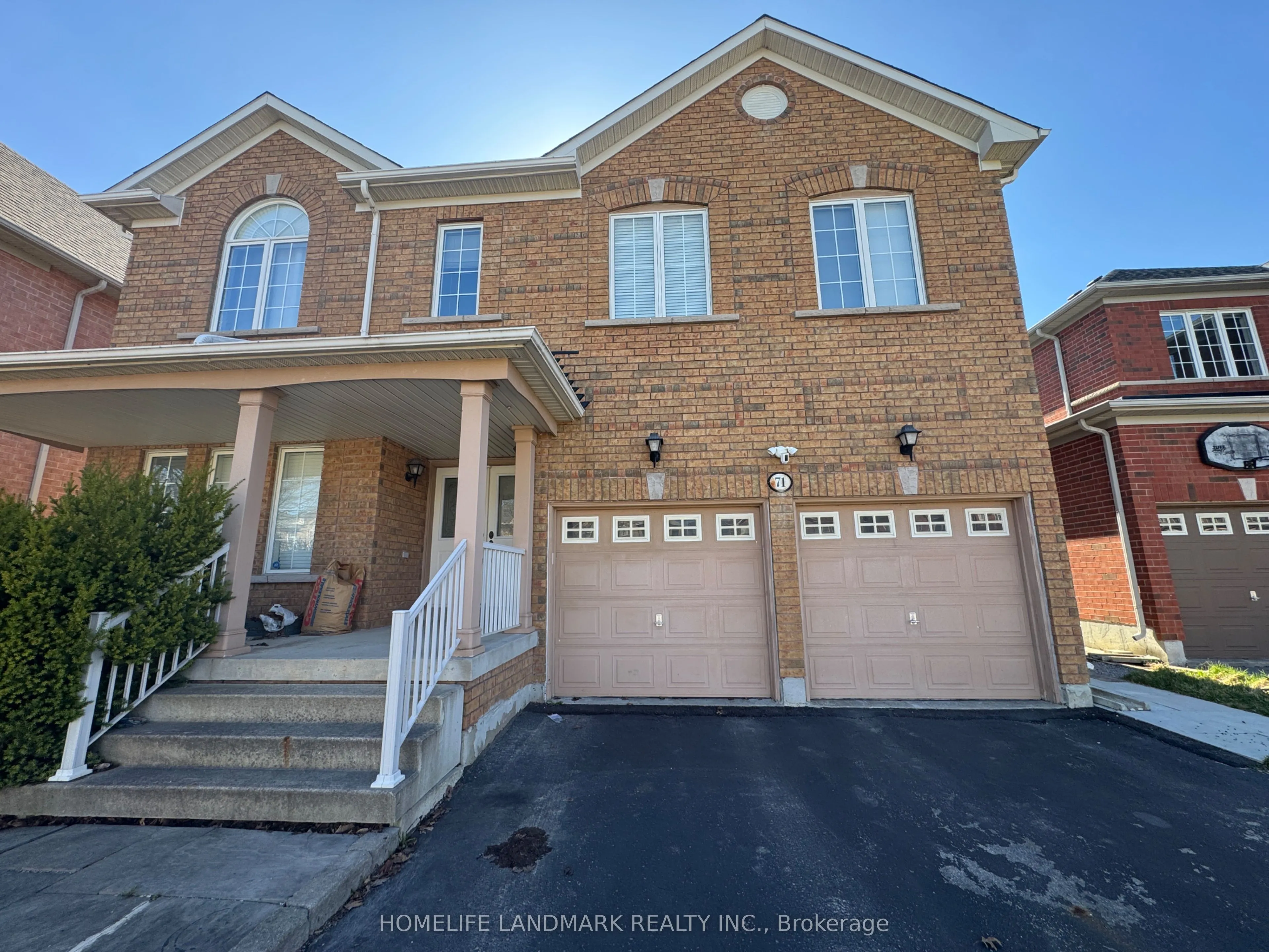 Detached Home For Lease | N13016806