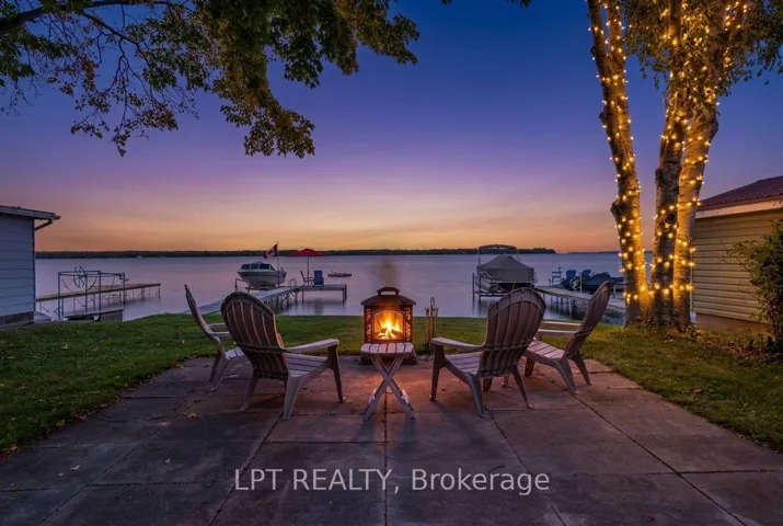 Welcome Home To 122 Blue Heron Drive!