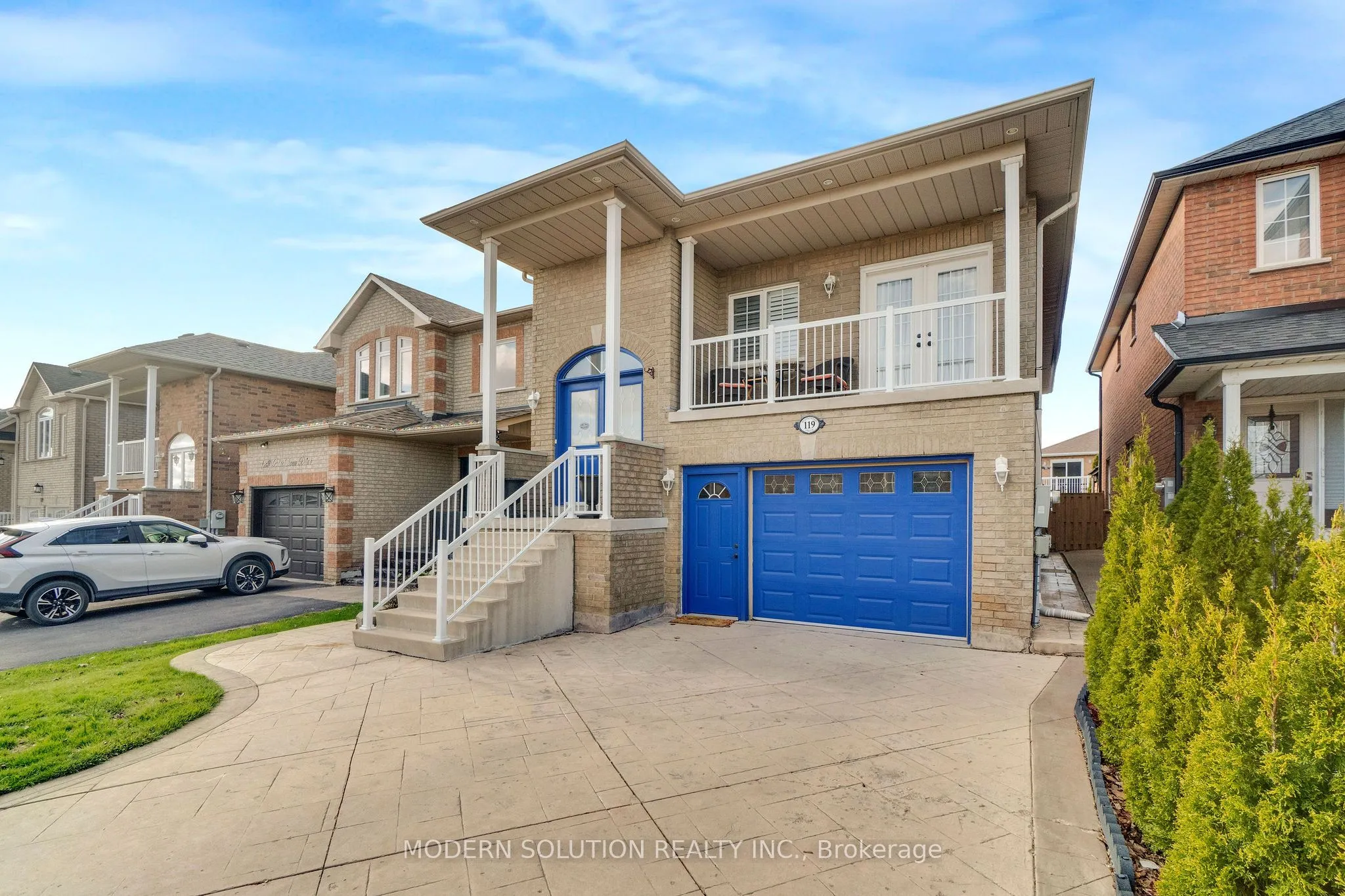 Detached Home For Sale | N13025418