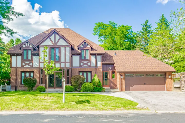 6  Village Squire  Lane, Markham, ON L3T 4S4