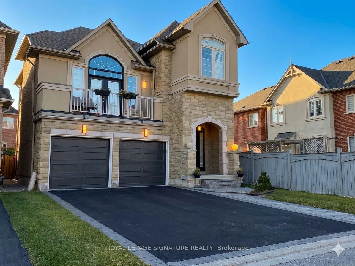 Detached Home For Lease | N13031256