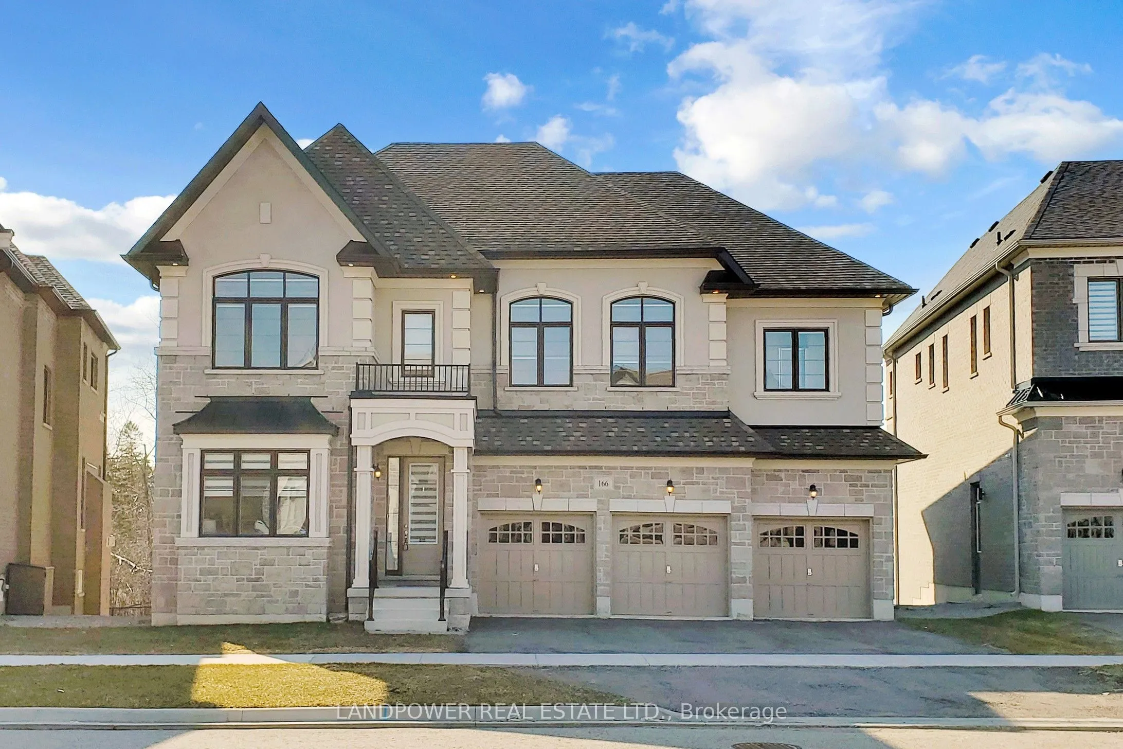 Detached Home For Sale | N13032988