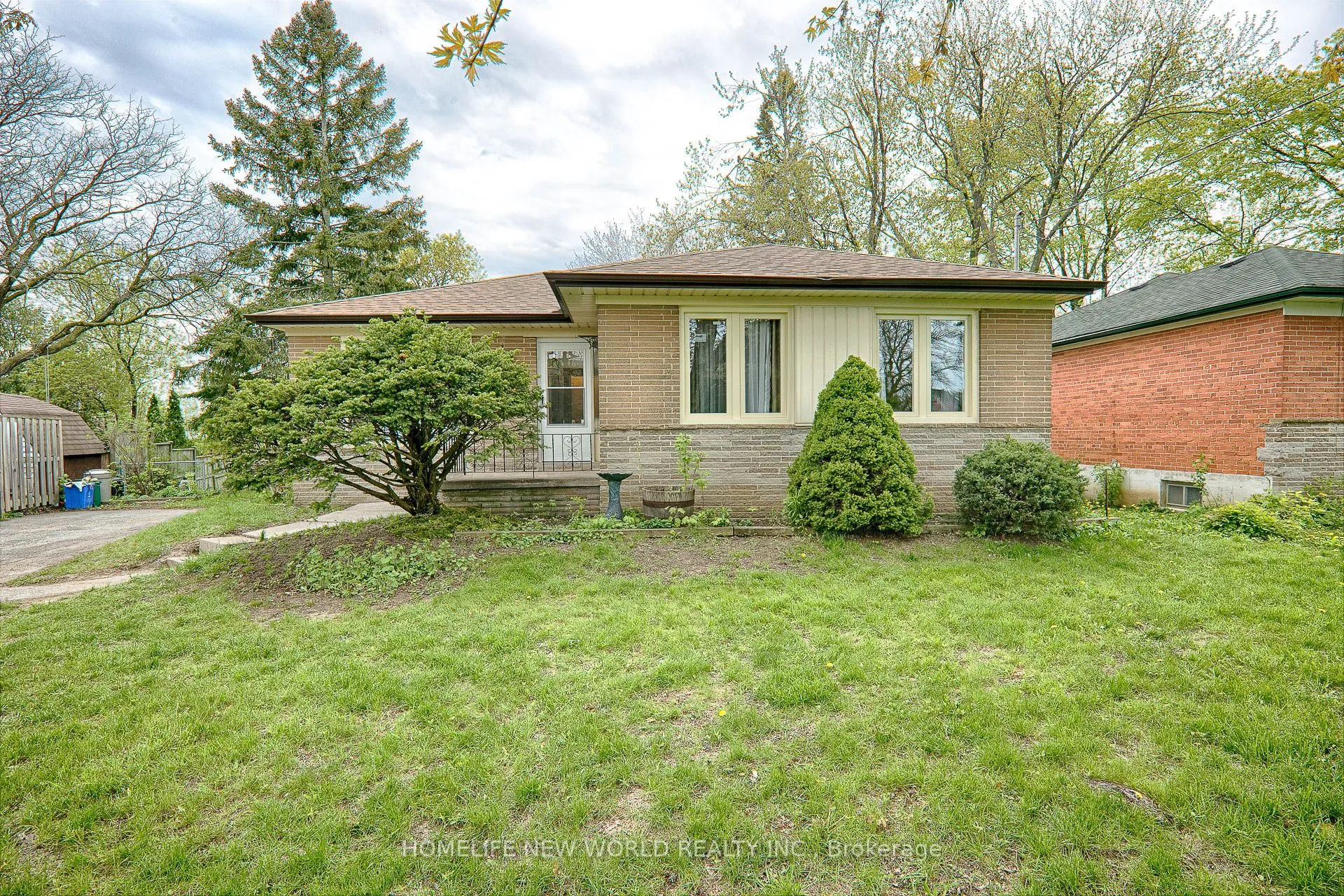 Detached Home For Lease | N13044054