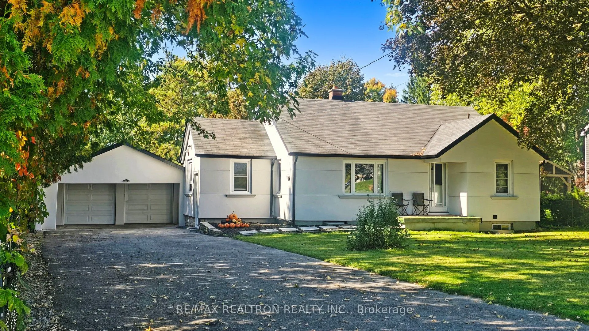 Detached Home For Sale | N13045532