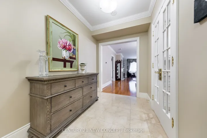 7071  Bayview  Avenue, Markham, ON L3T 7Y8
