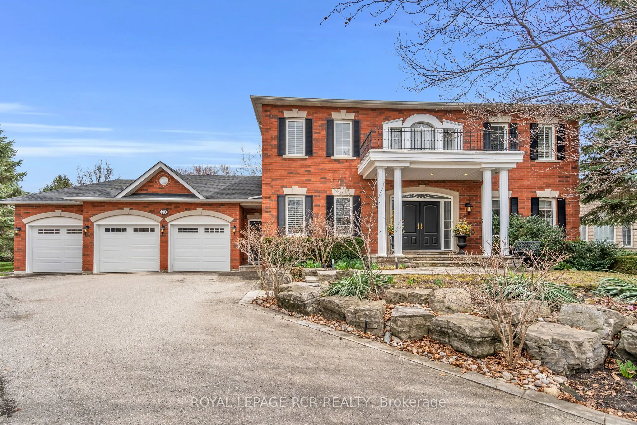 Detached Home For Sale | N13056890