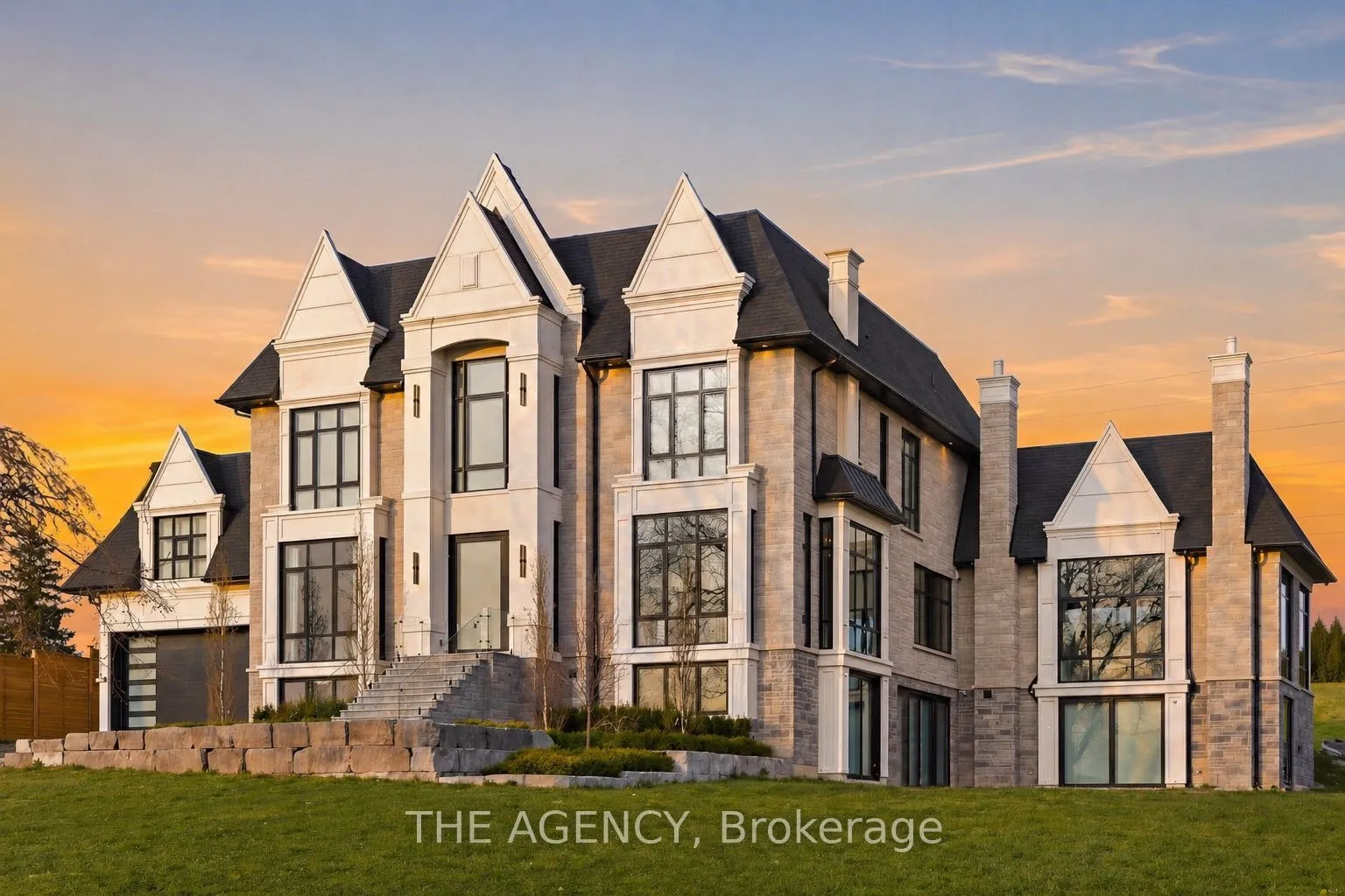 Detached Home For Sale | N13059964