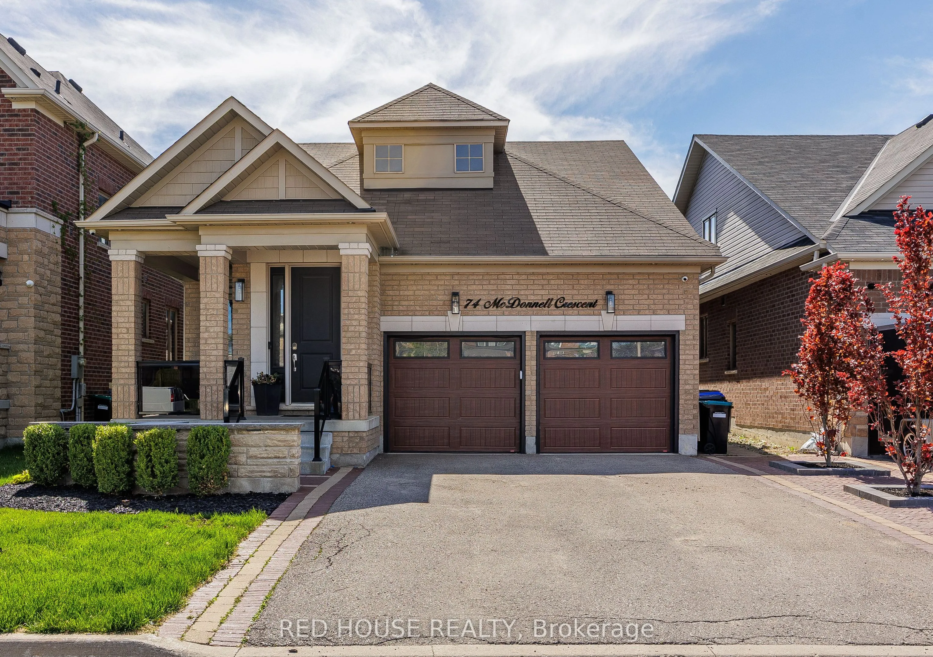 Detached Home For Sale | N13062306
