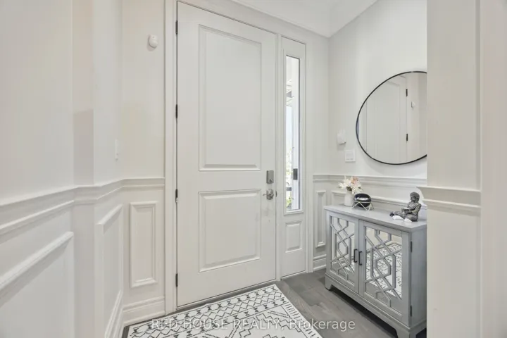74  Mcdonnell  Crescent, Bradford West Gwillimbury, ON L3Z 0S7