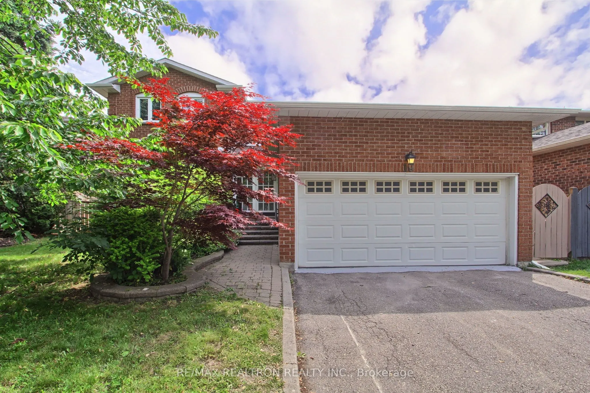 Detached Home For Sale | N13068586
