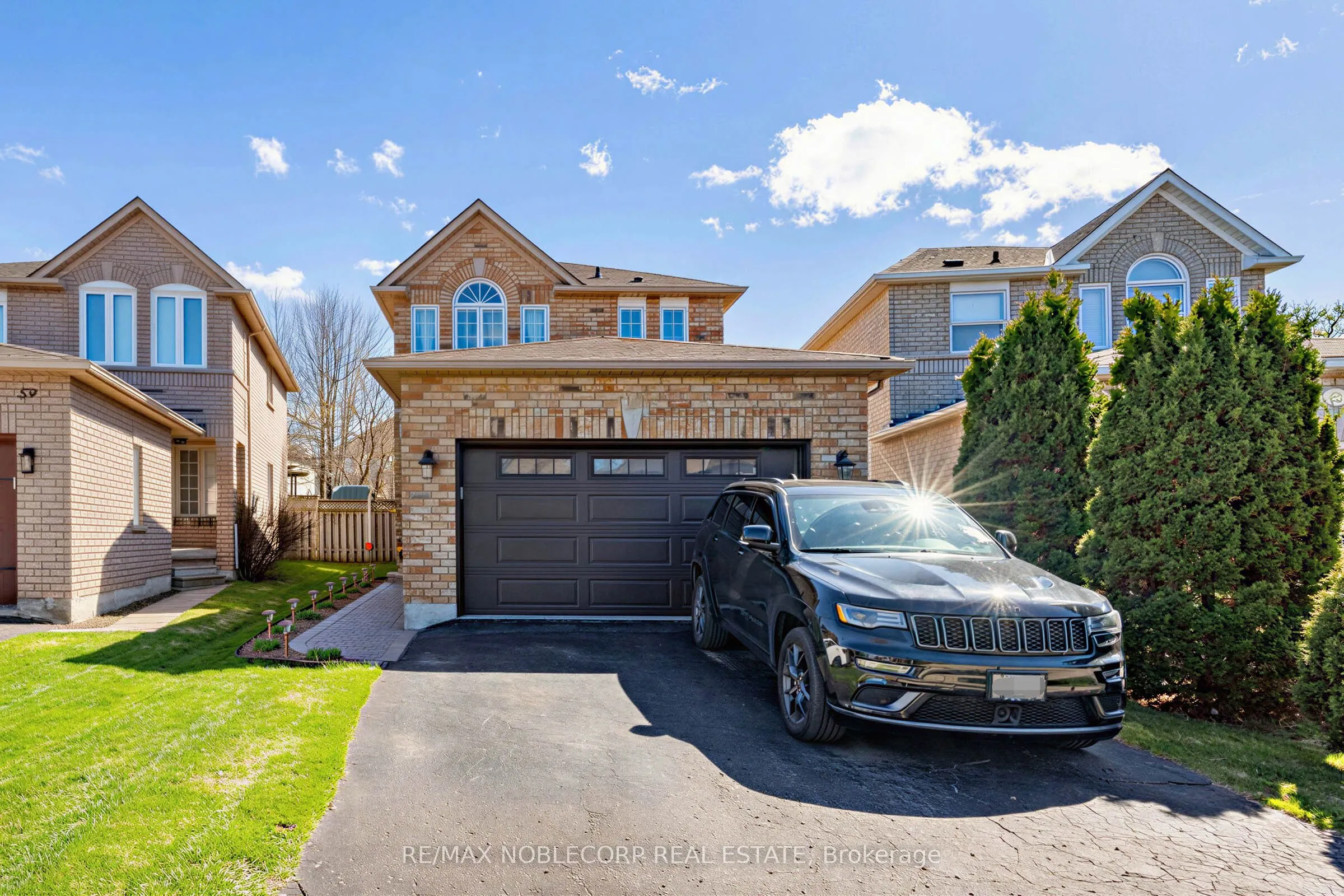 Detached Home For Sale | N13071038