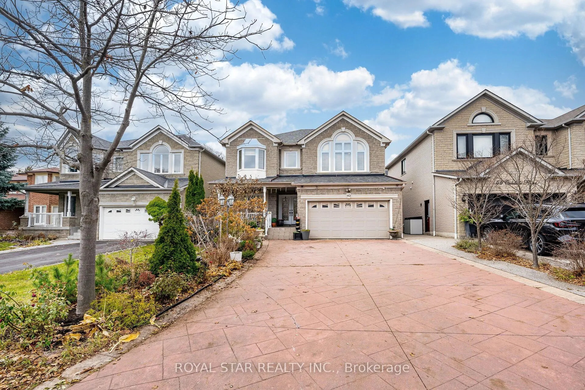 Detached Home For Sale | N13072000