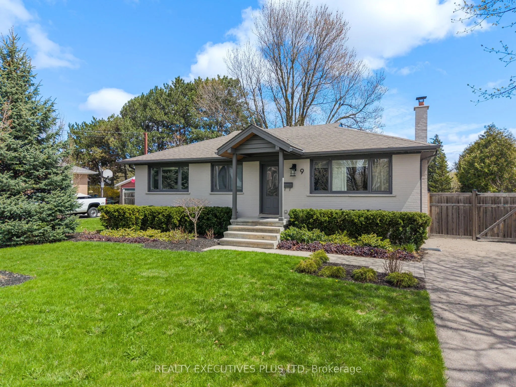 Detached Home For Sale | N13077742