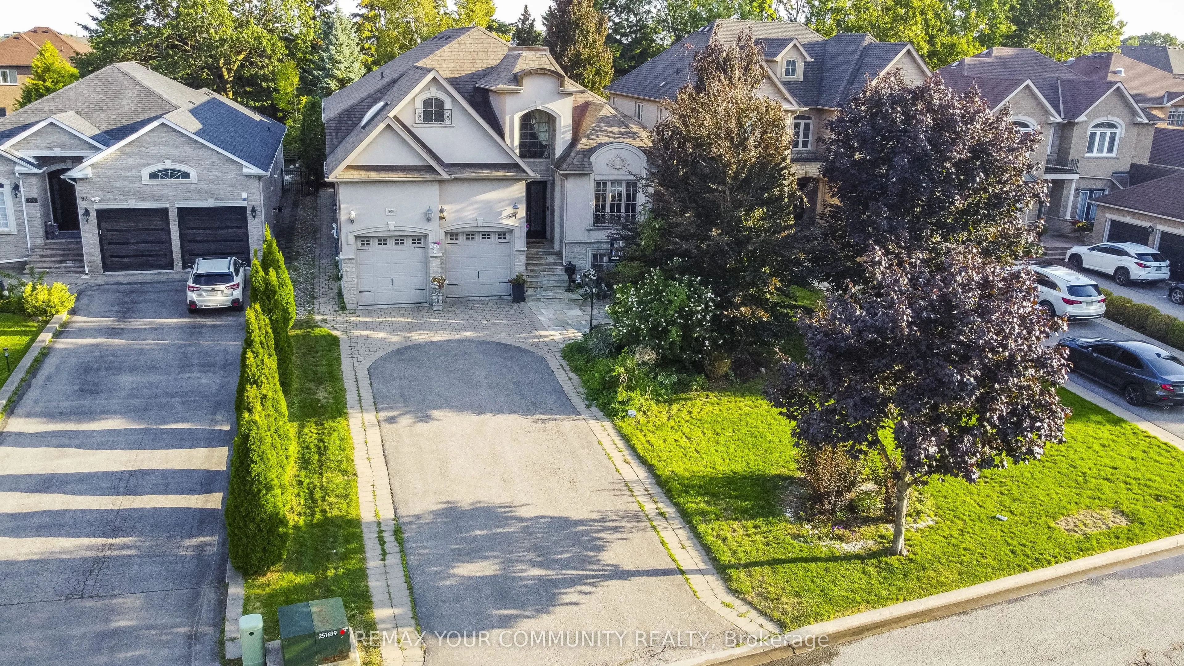 Detached Home For Sale | N13081468