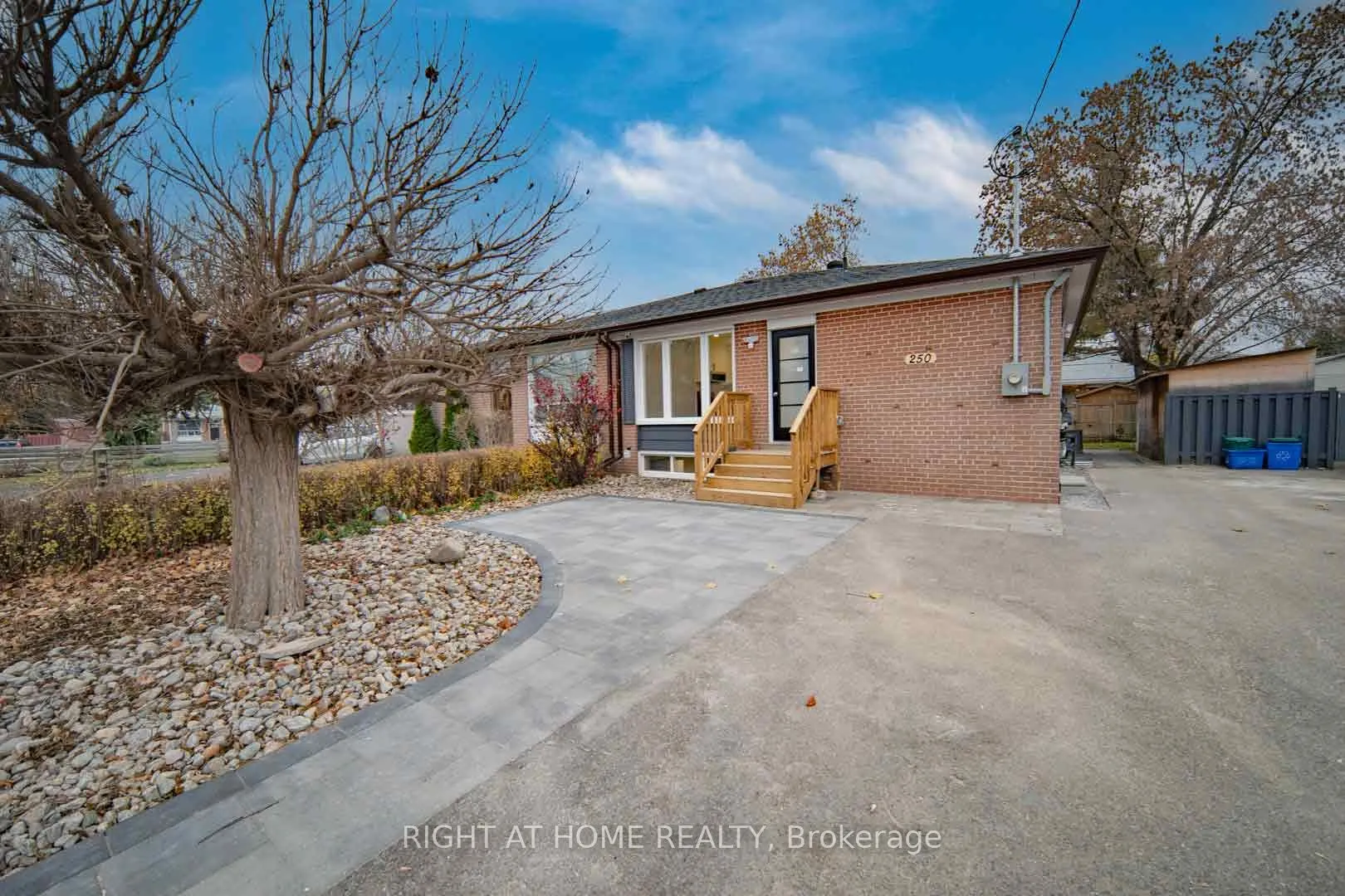 Semi-Detached Home For Lease | N13082412