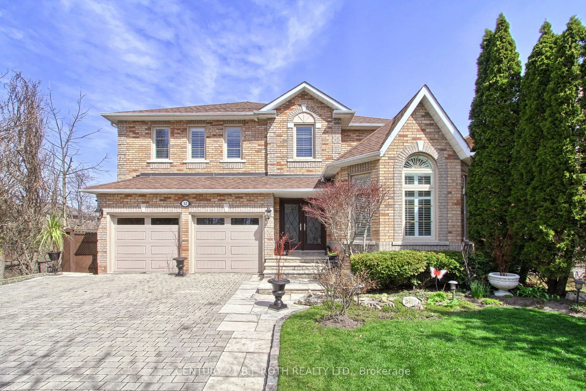 Detached Home For Sale | N13085962