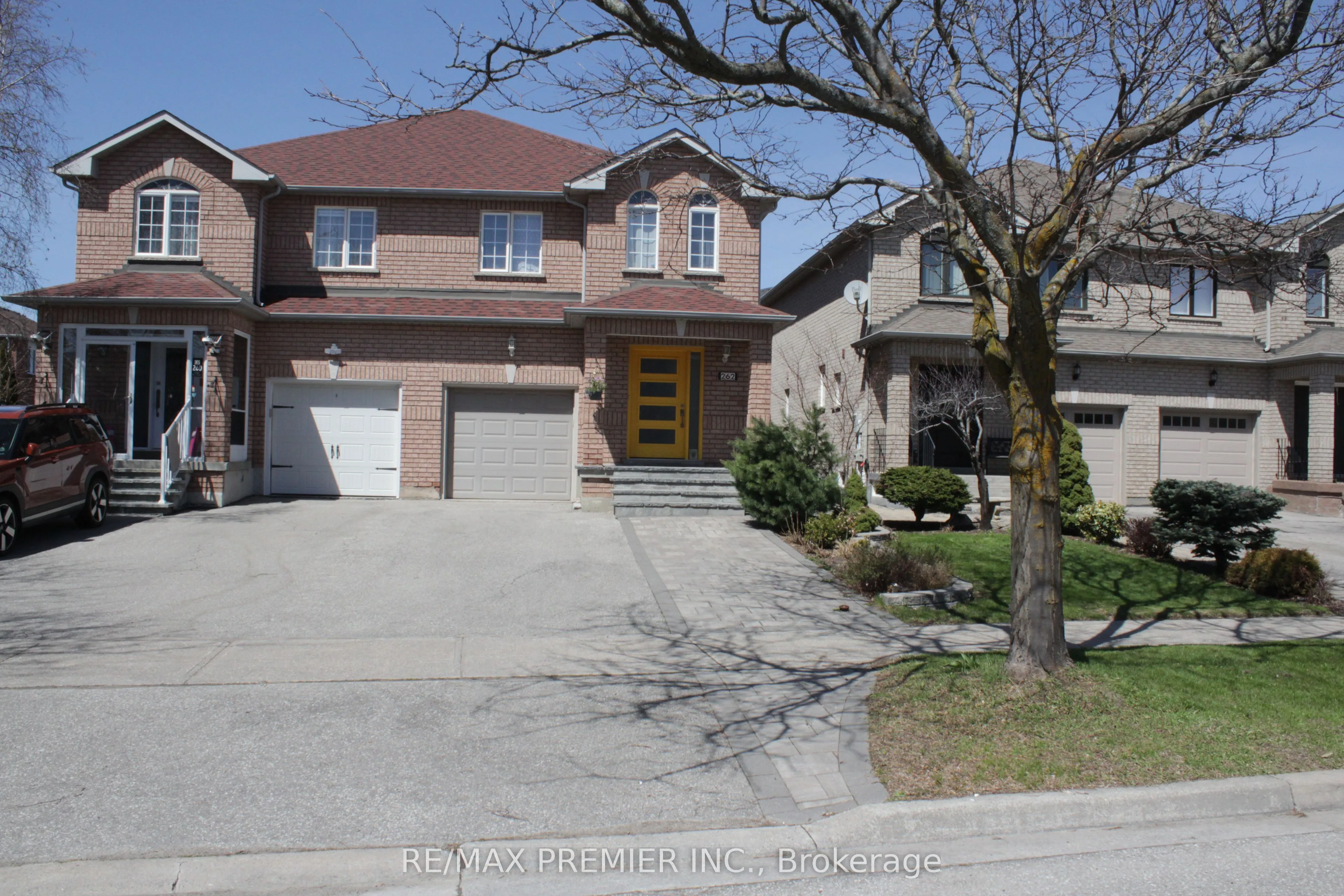 Semi-Detached Home For Lease | N13095916