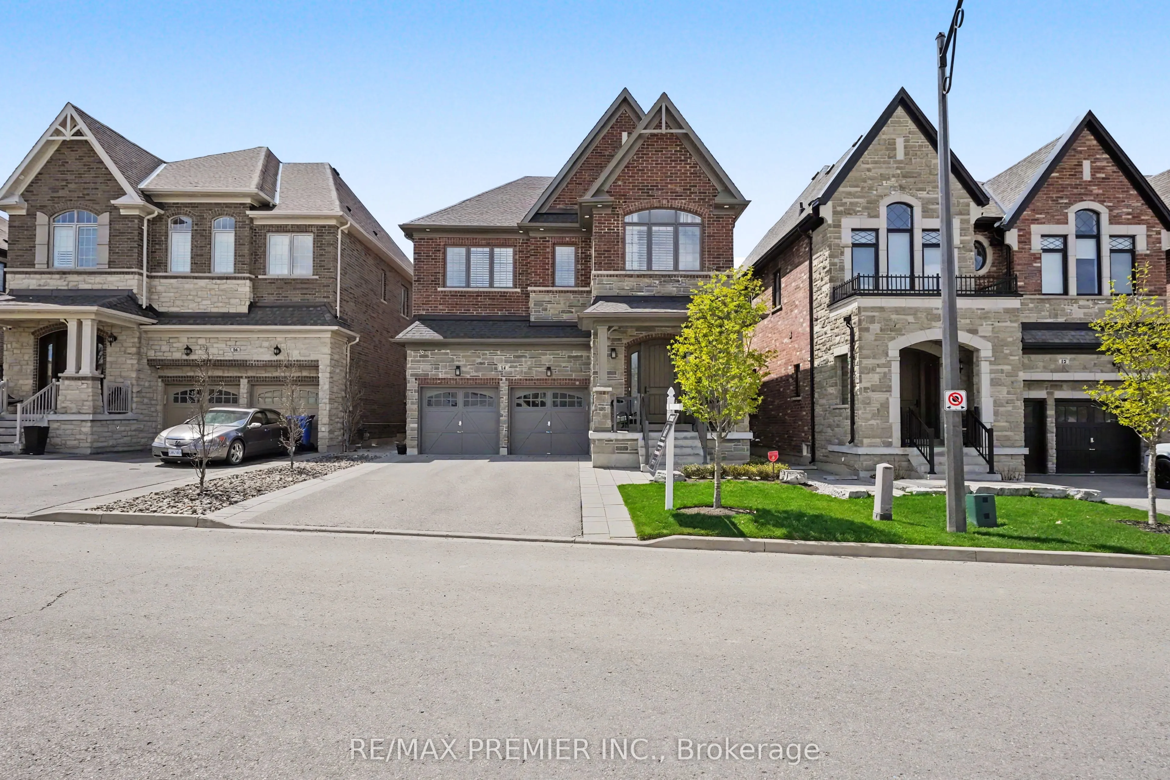 Detached Home For Sale | N13096074