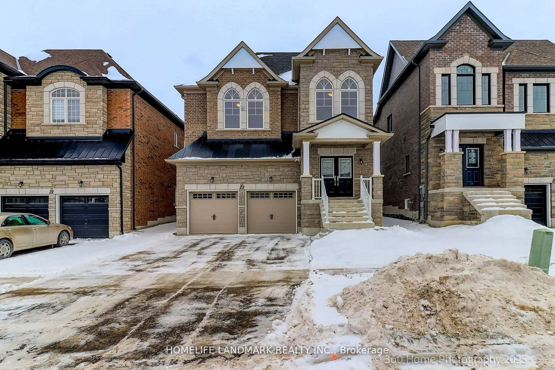 Detached Home For Sale | N13097184