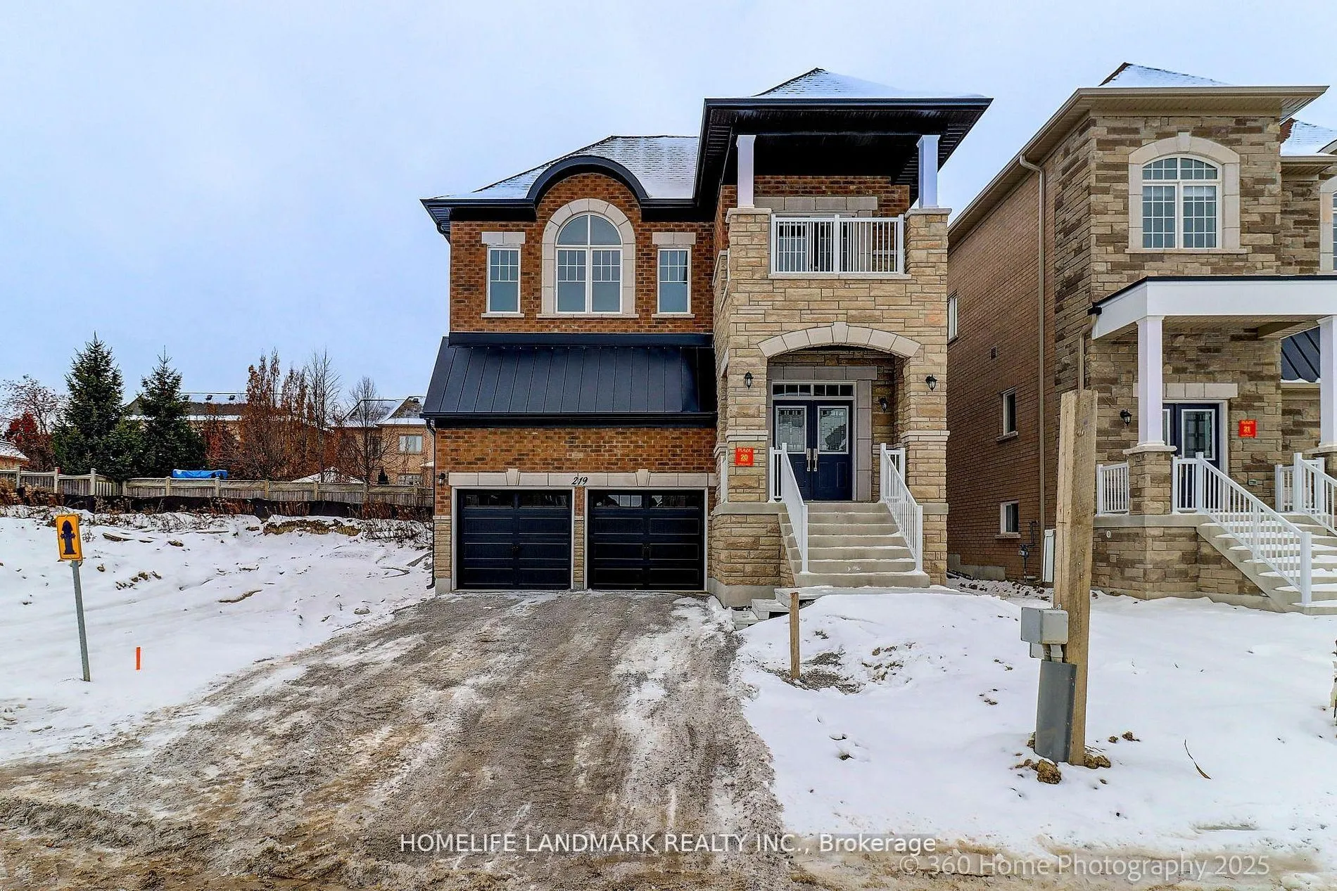 Detached Home For Sale | N13097348
