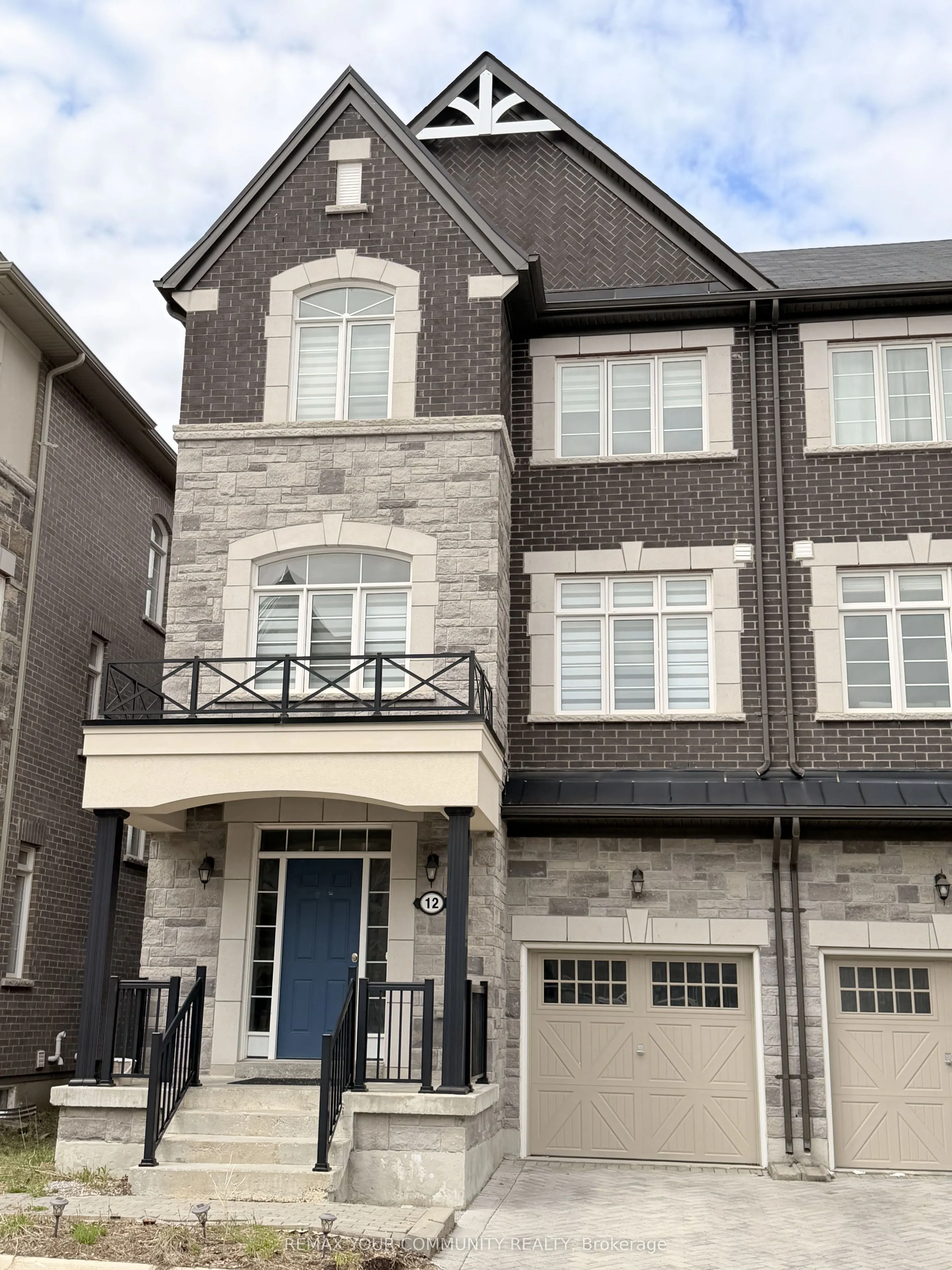 Semi-Detached Home For Sale | N13098476