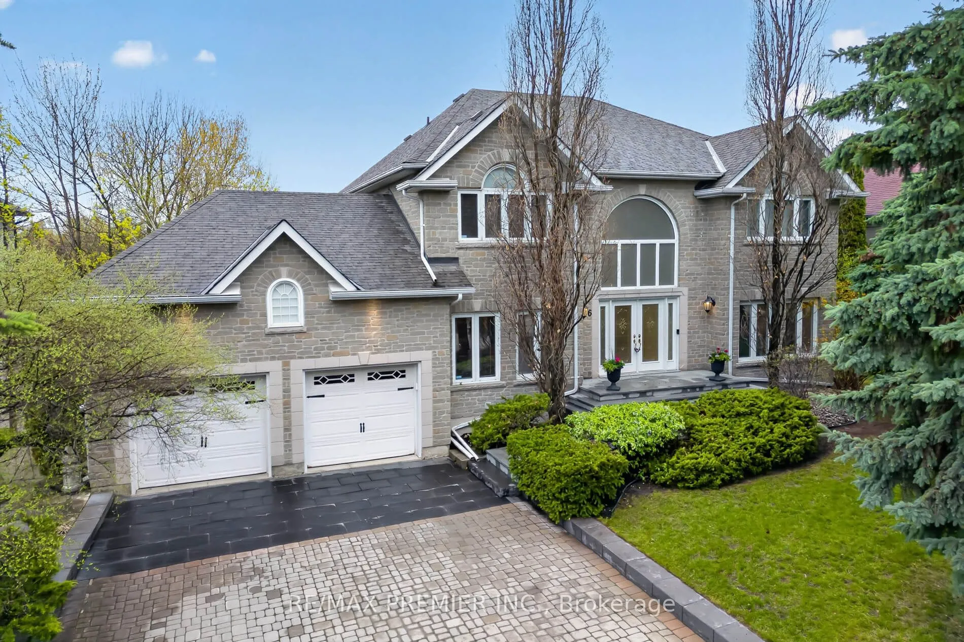 Detached Home For Sale | N13099360