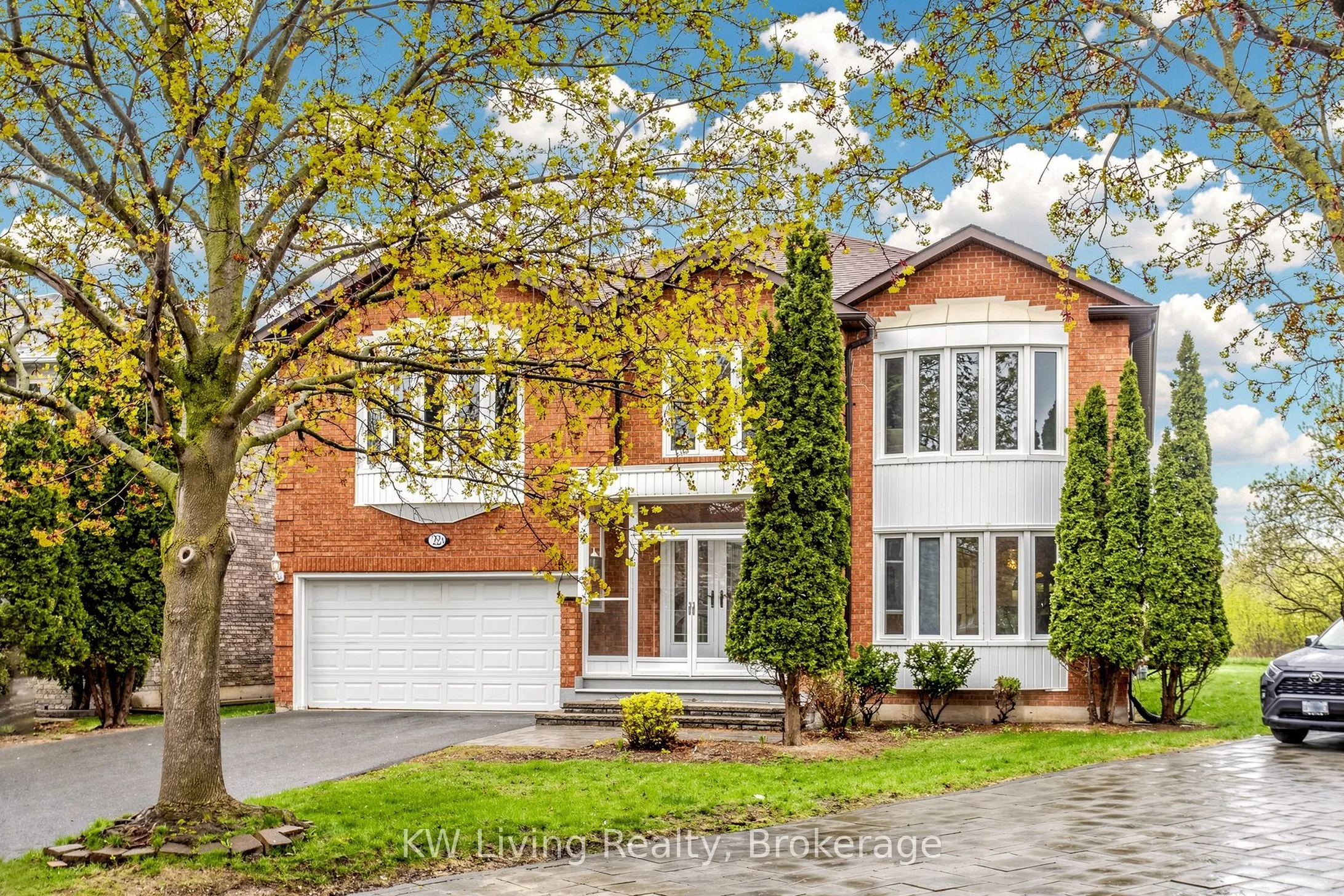 Detached Home For Sale | N13104348
