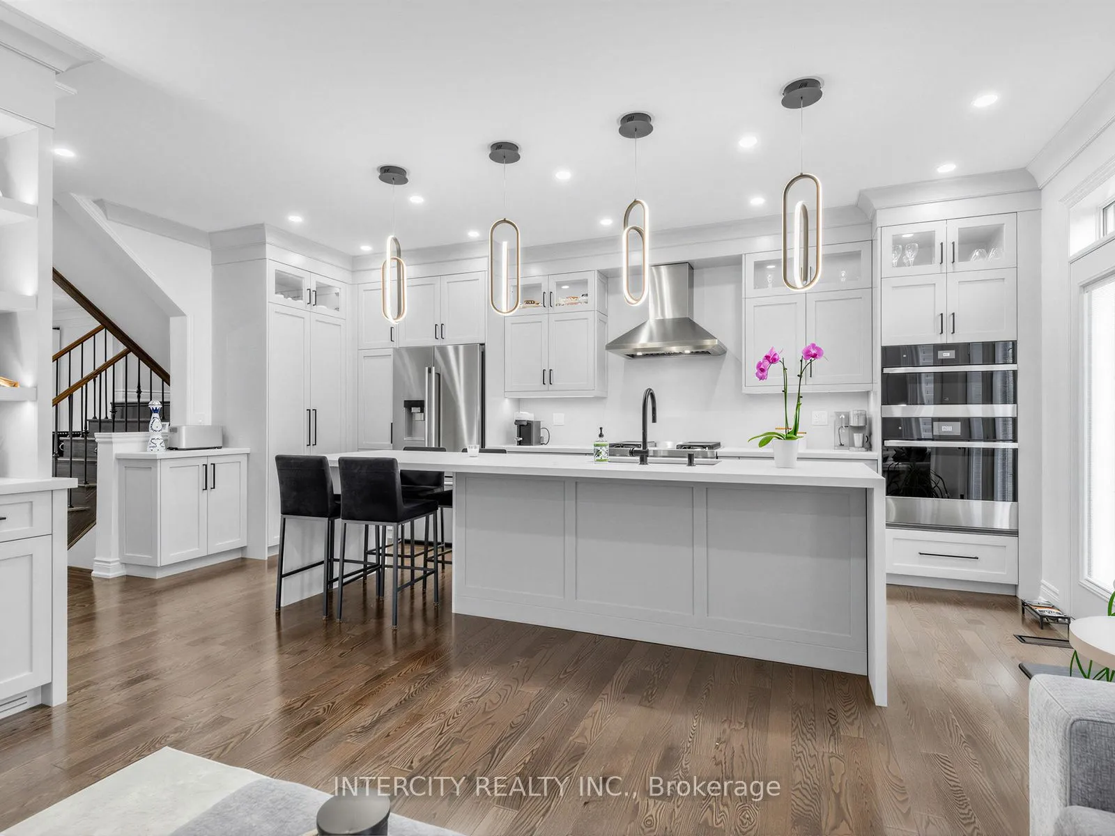 Detached Home For Sale | N13116932