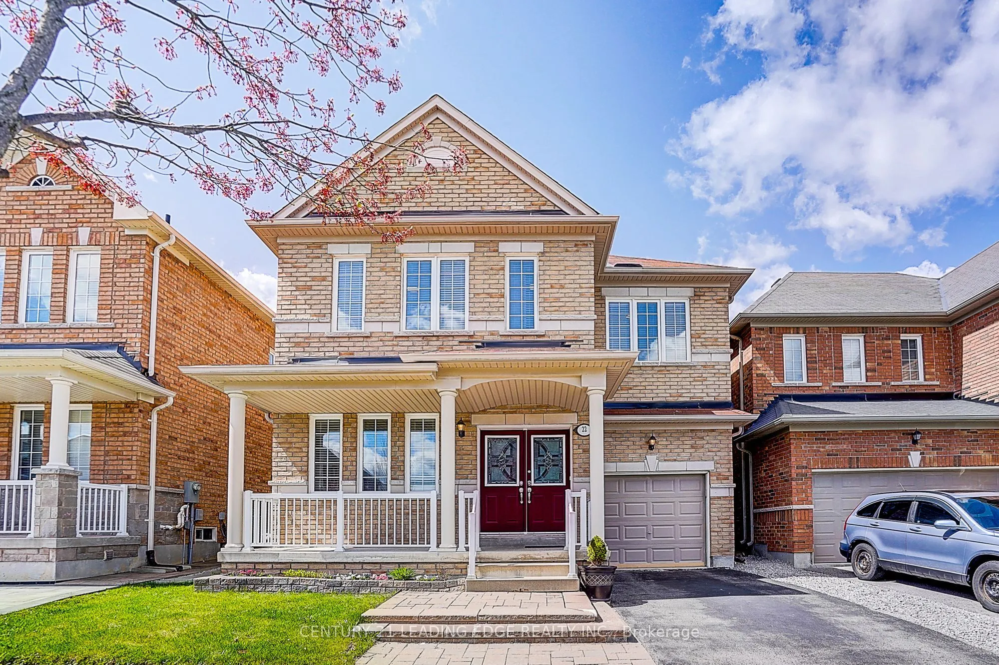 Detached Home For Sale | N13117760