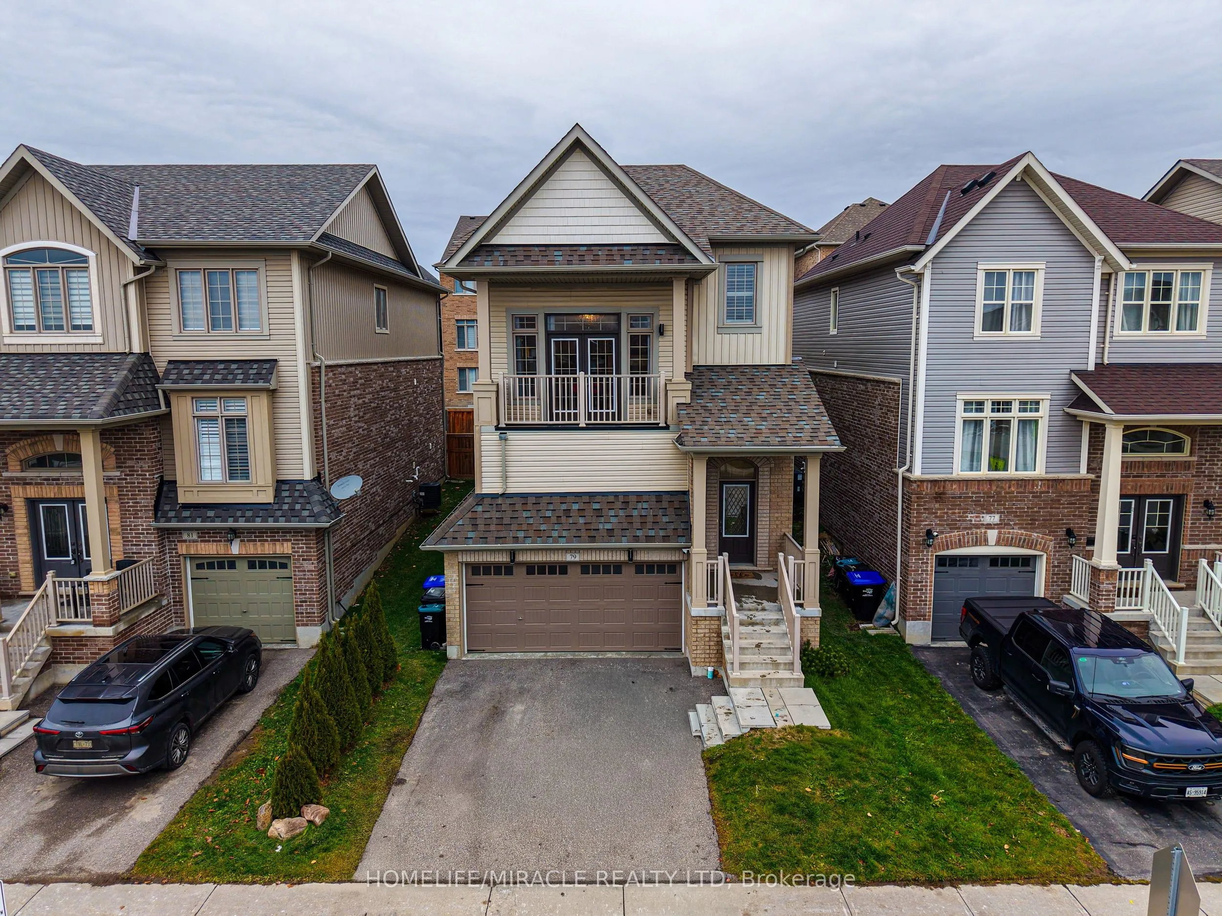 Detached Home For Sale | N13120294