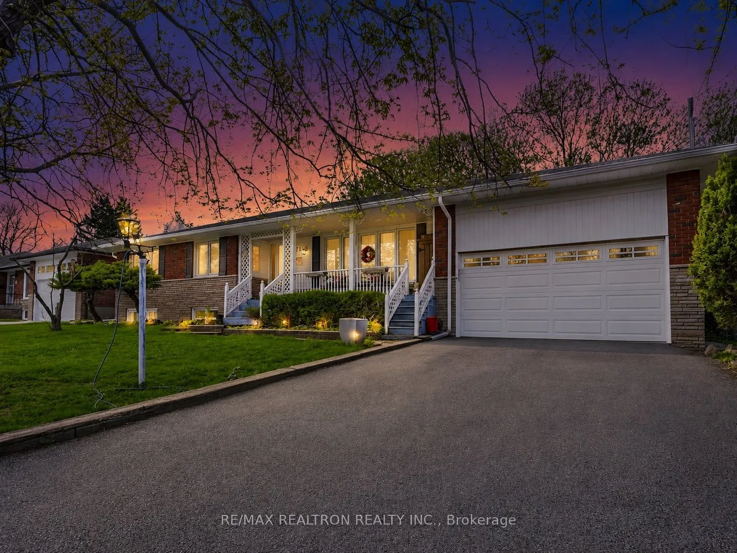 Detached Home For Sale | N13121110