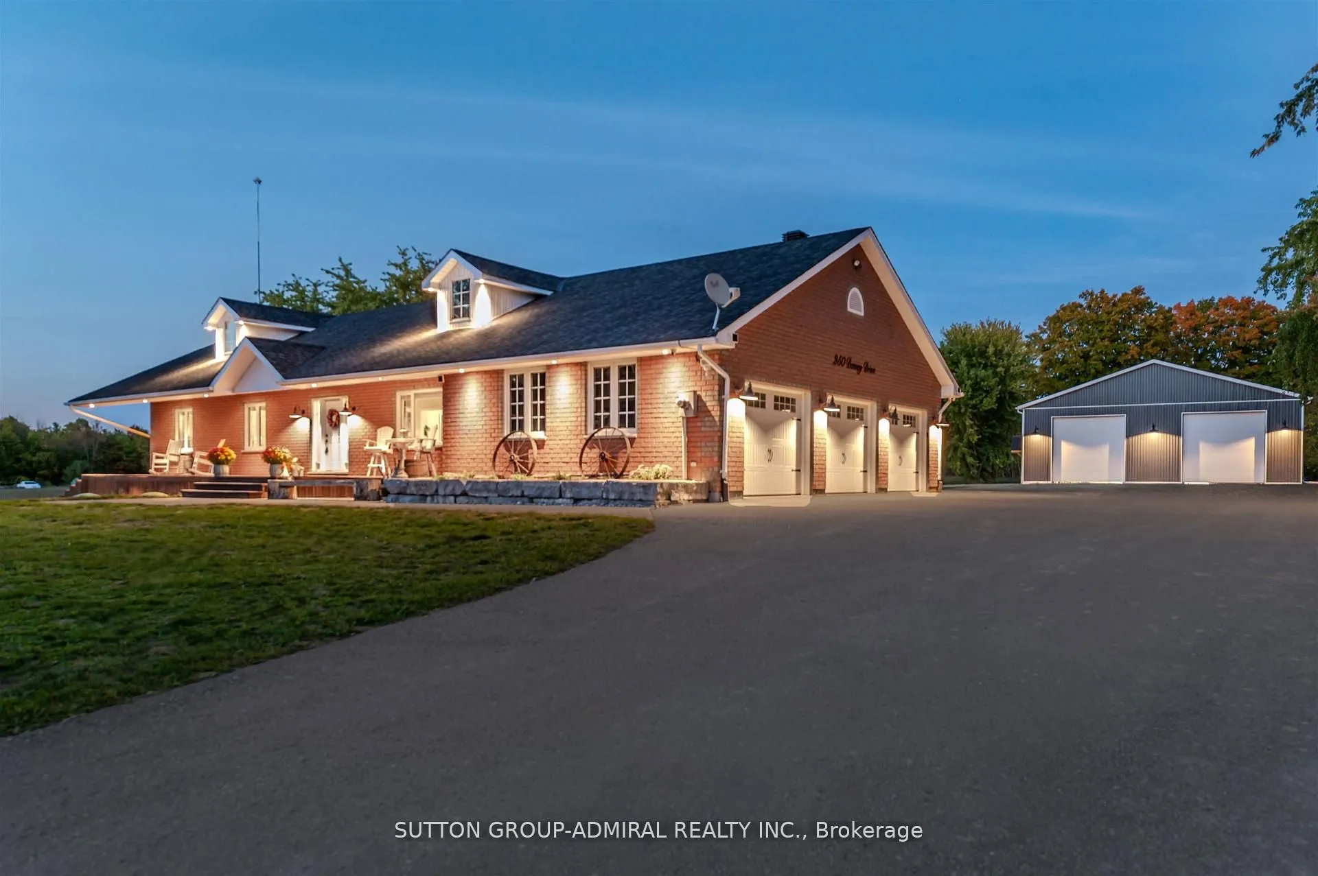 Detached Home For Sale | N13121616