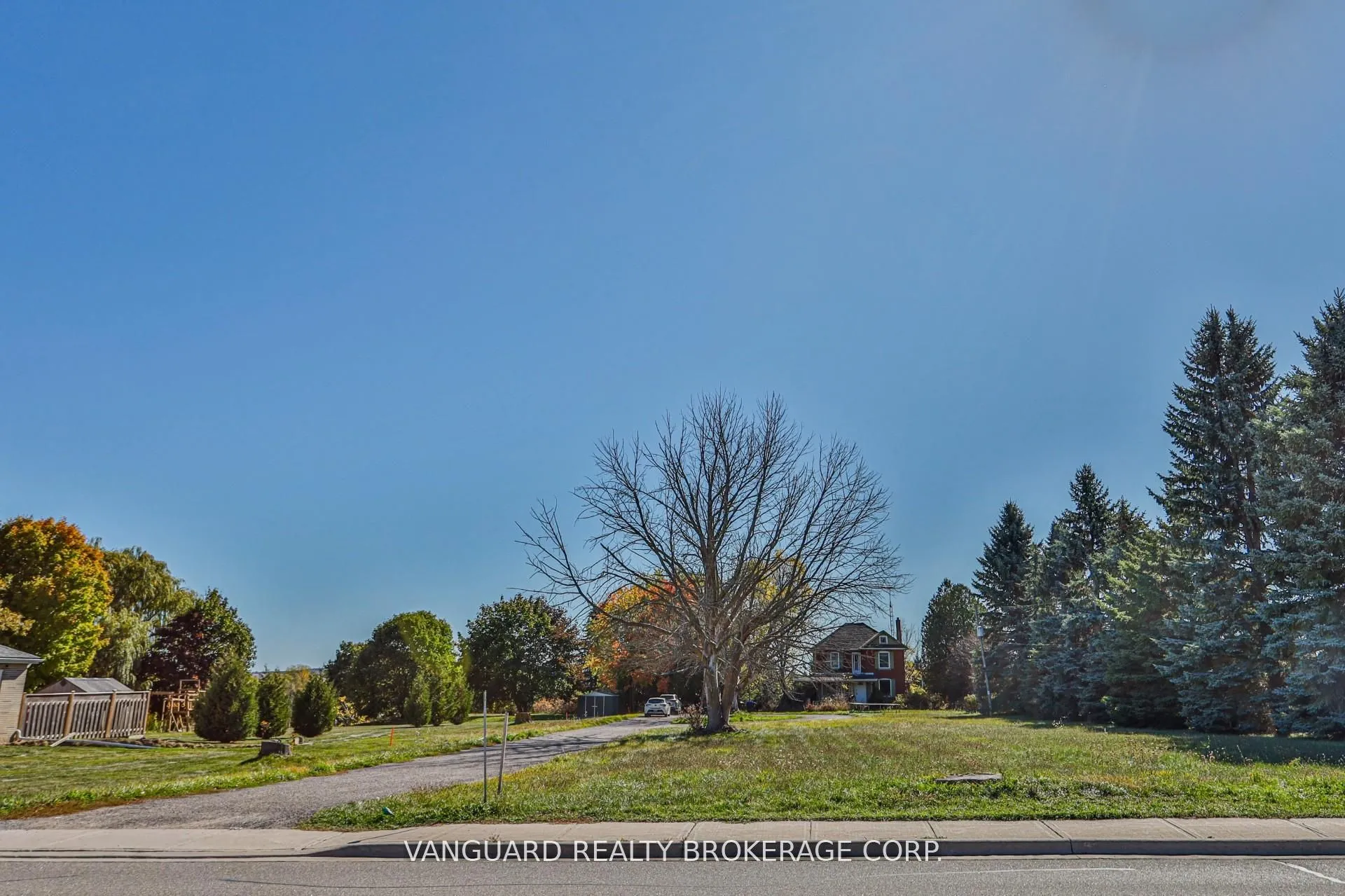 Detached Home For Sale | N13121982