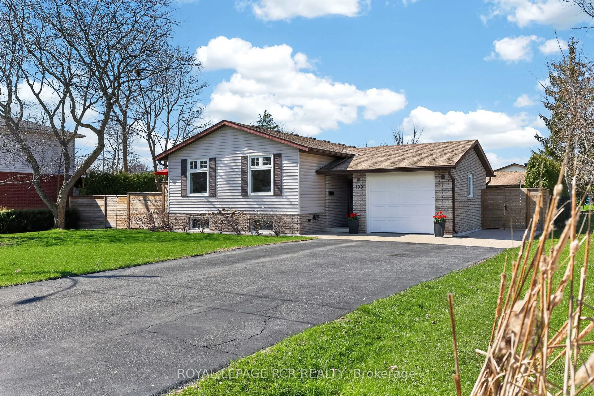 Detached Home For Sale | N13122222