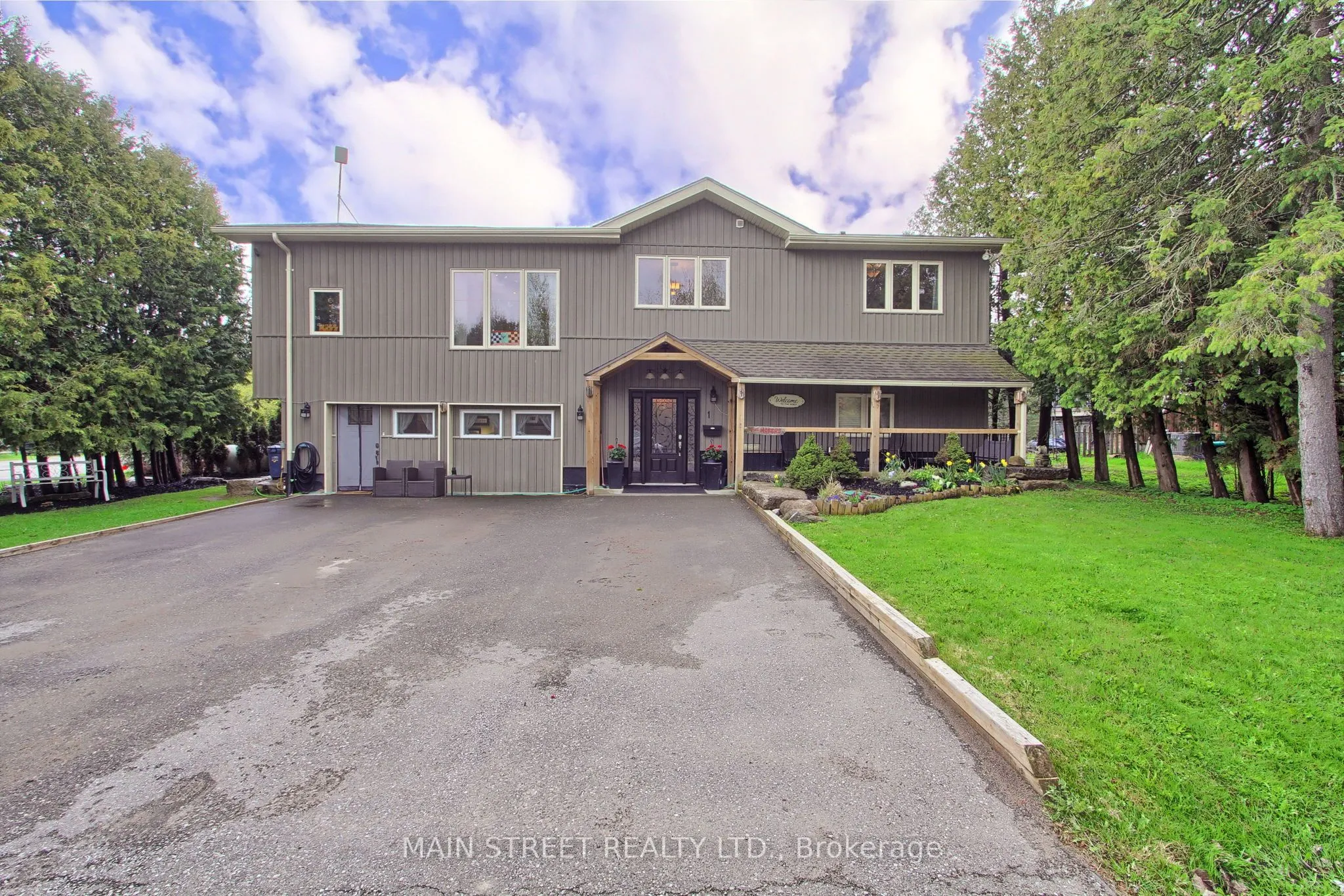 Detached Home For Sale | N13128118