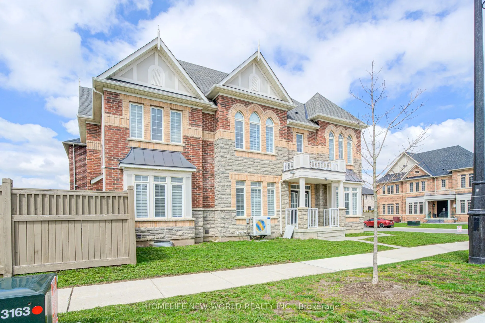 Detached Home For Sale | N13128640