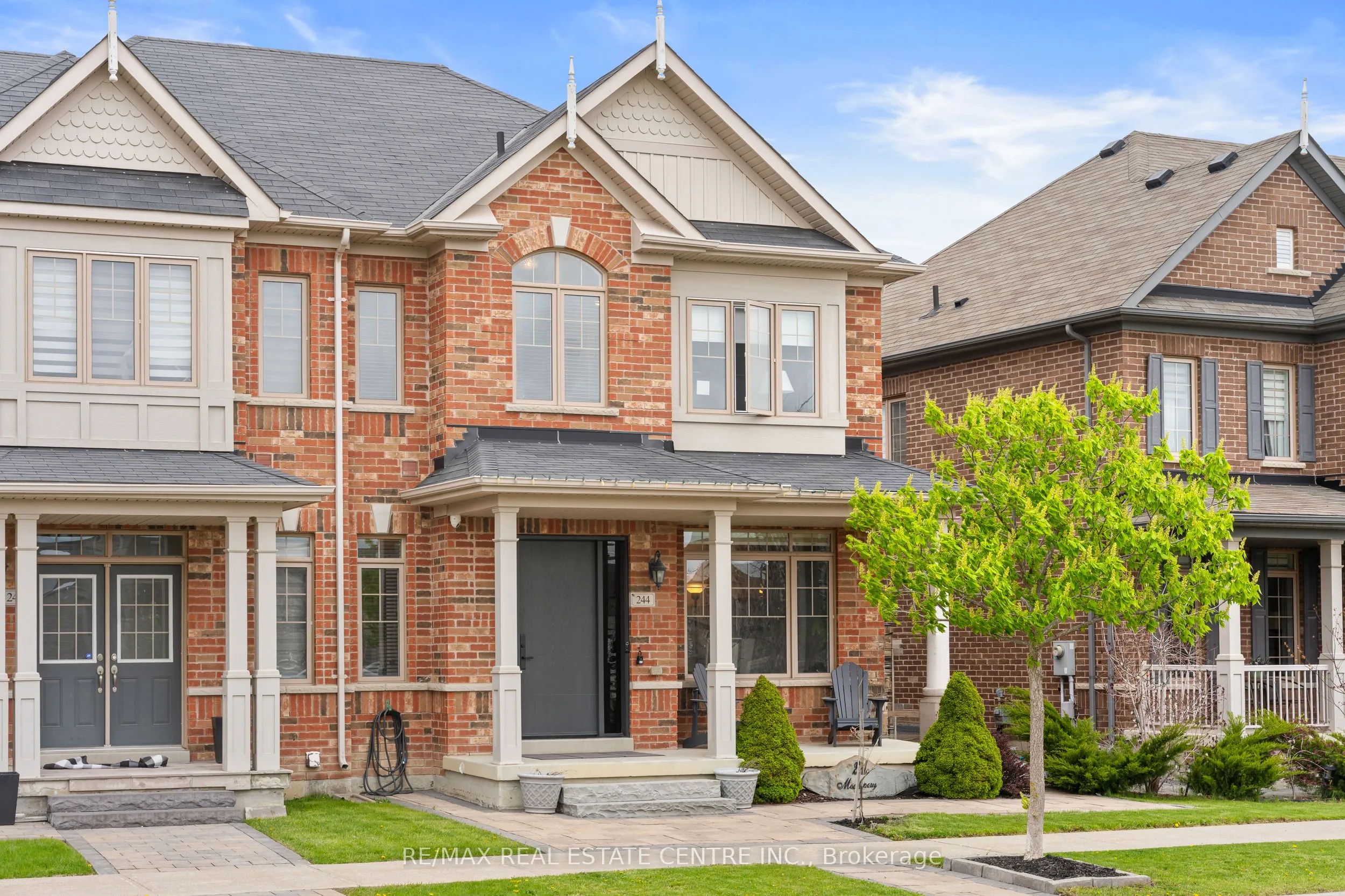 Semi-Detached Home For Sale | N13129290