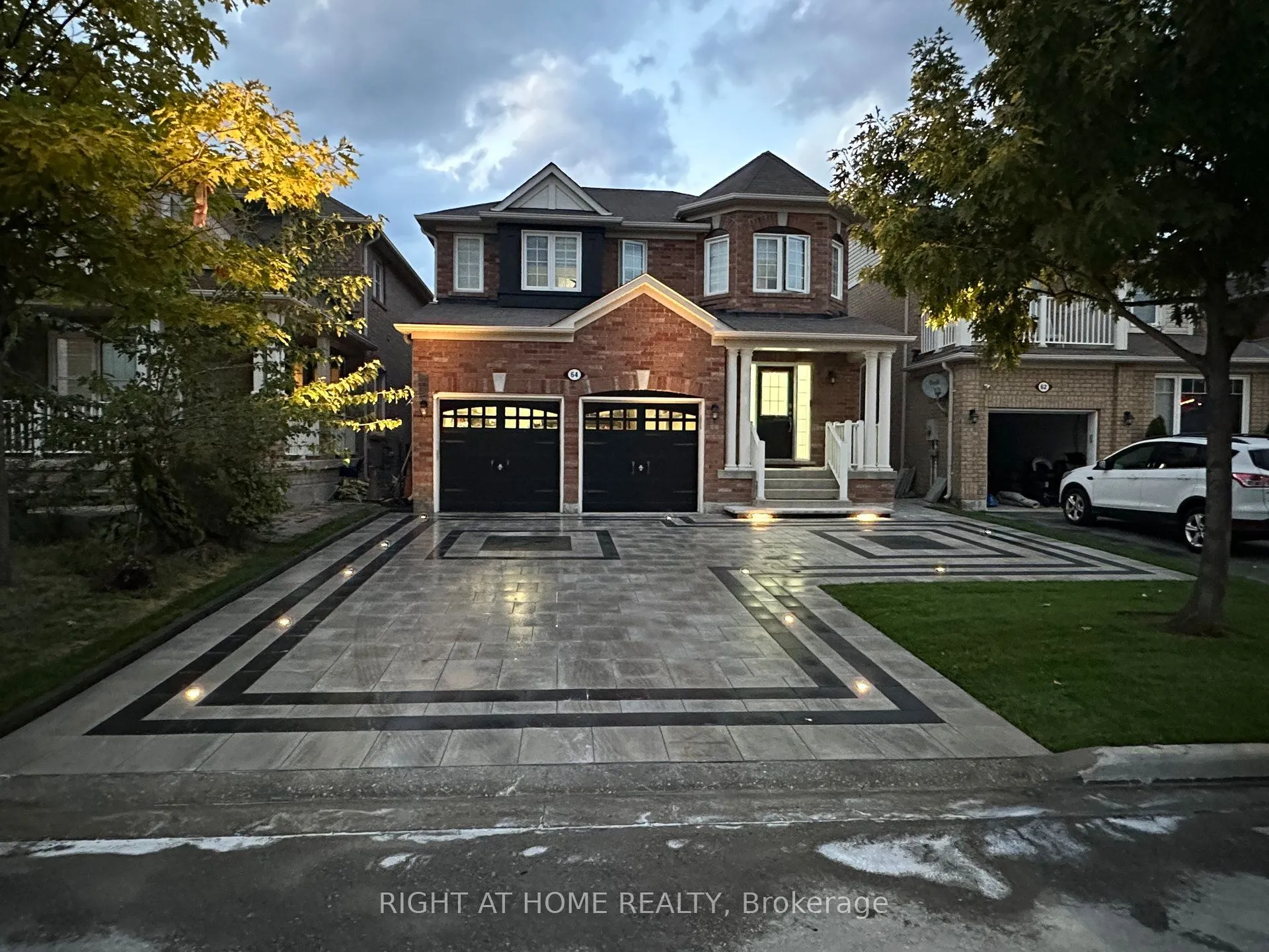 Detached Home For Sale | N13131340