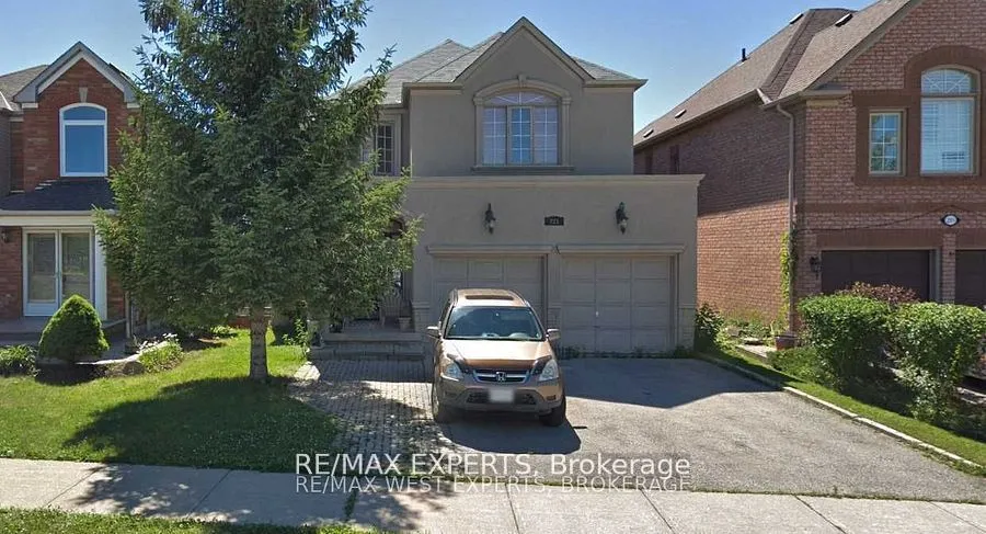 Detached Home For Lease | N13135482