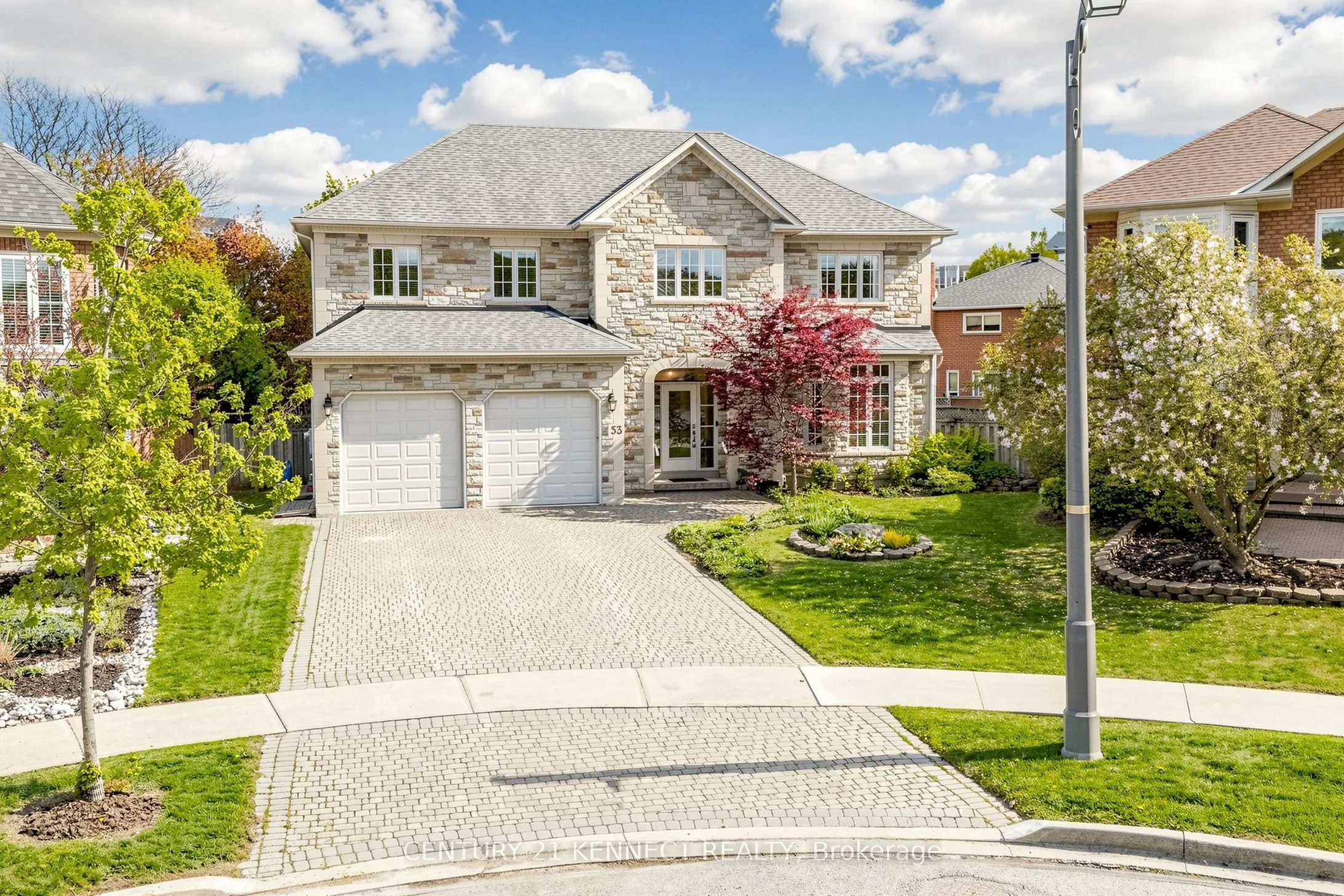 Detached Home For Sale | N13135850