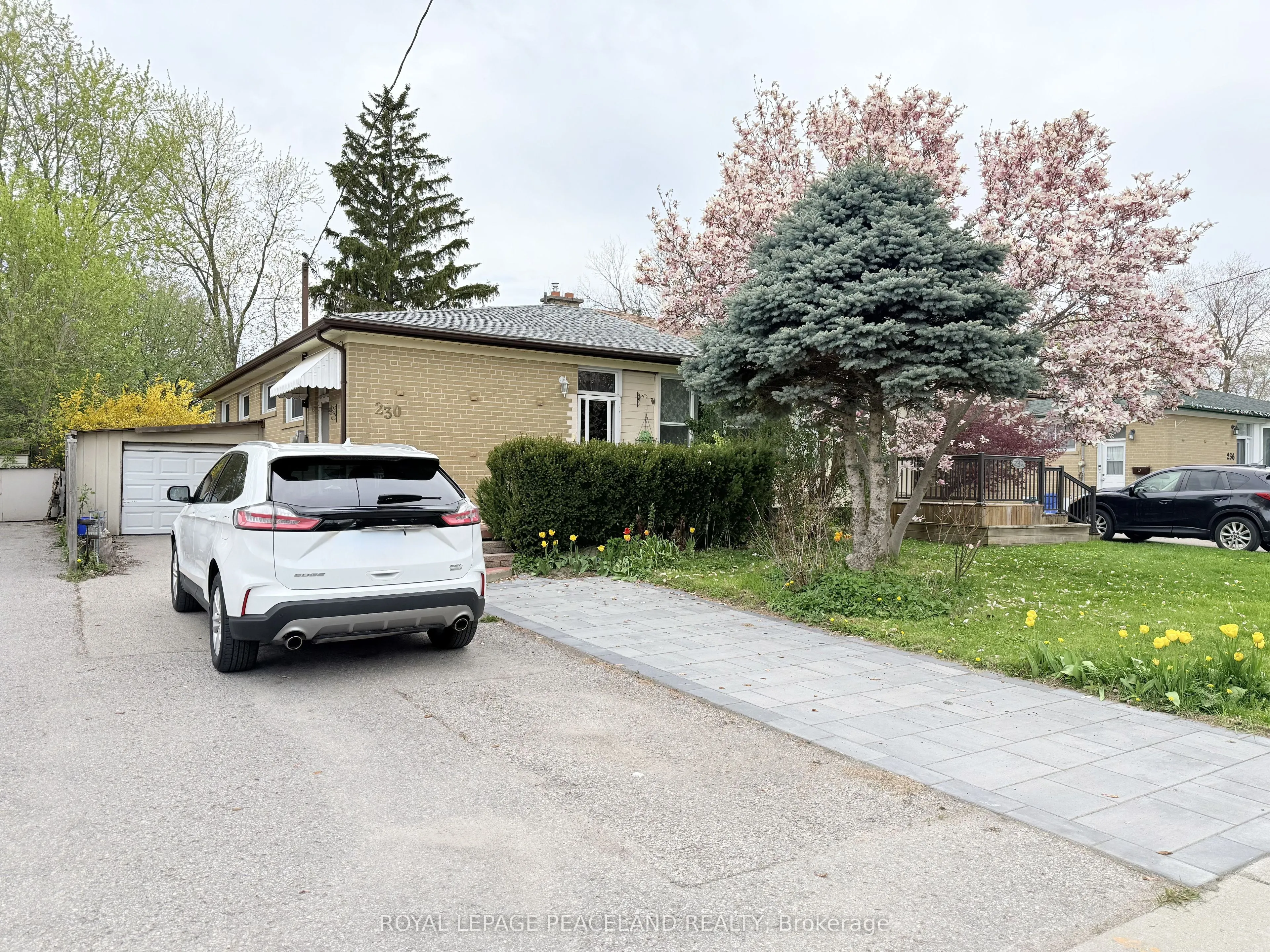 Semi-Detached Home For Lease | N13138494
